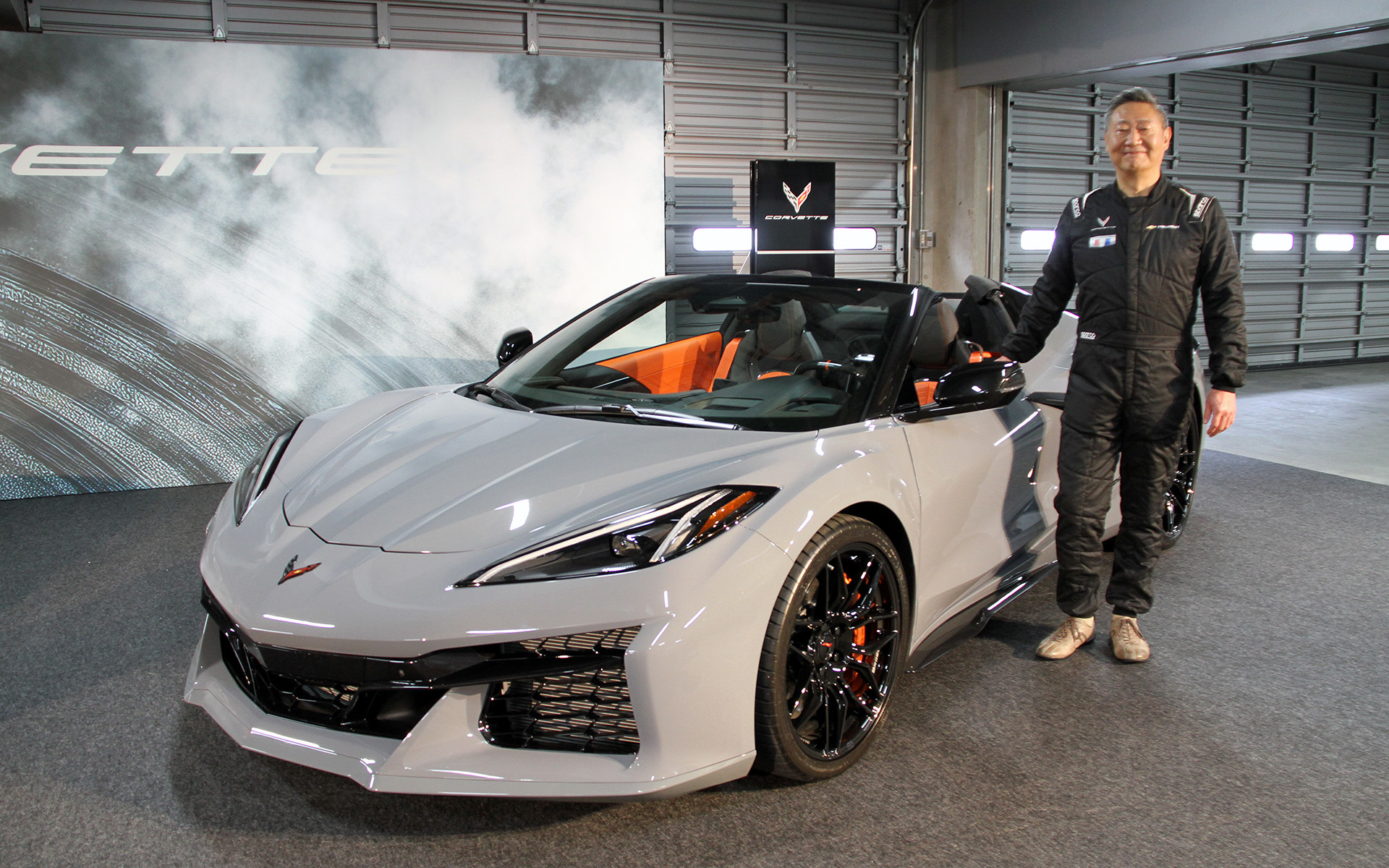 若松社長とコルベット Z06 コンバーチブル