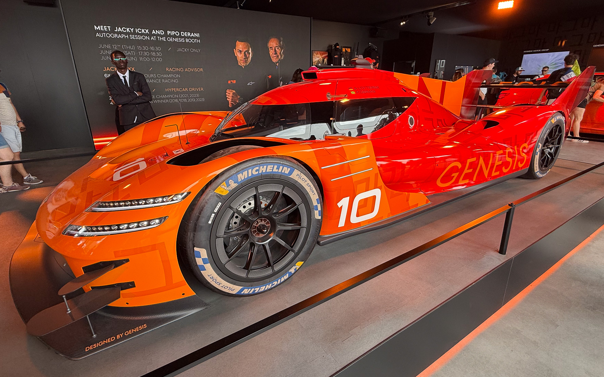 ル・マン24時間レースに展示されたGenesis Magma Racingのハイパーカー「Genesis GMR-001」