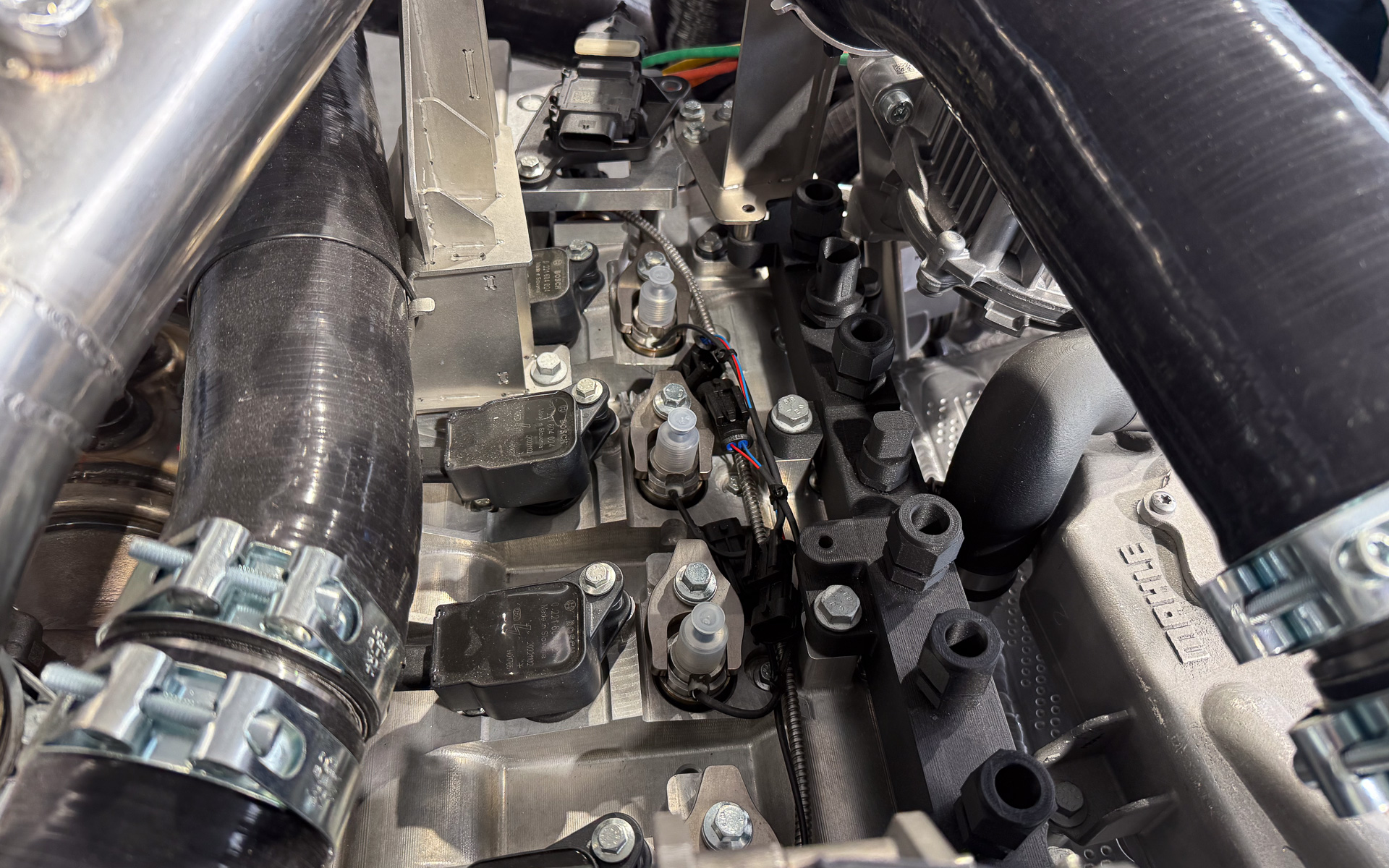 水素燃焼エンジンのインジェクターまわり