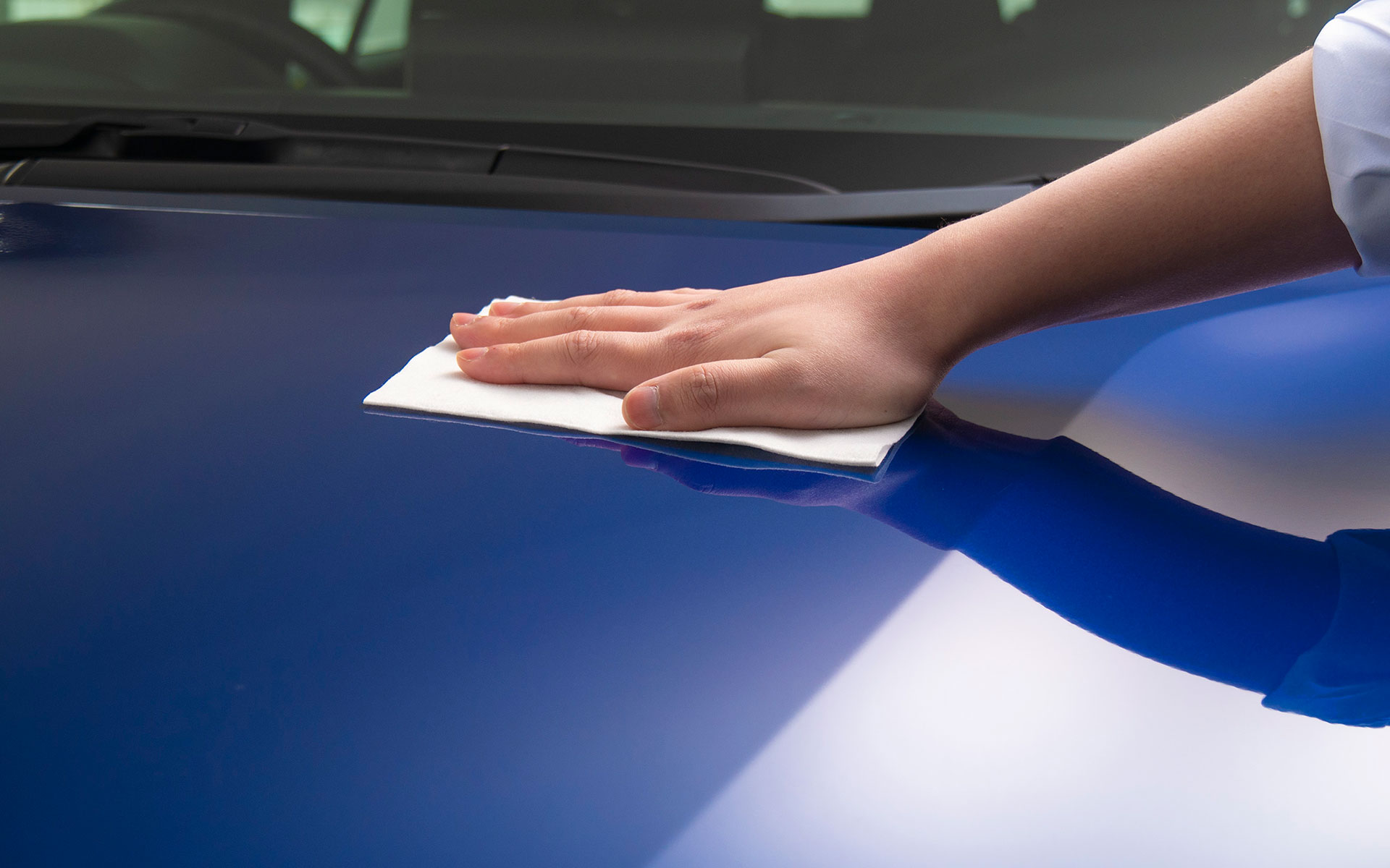 フクピカGen5 24枚。Amazon販売価格704円（編集時）。気が付いたときにちょっと拭くだけ。ボディもガラスも同時に簡単撥水！