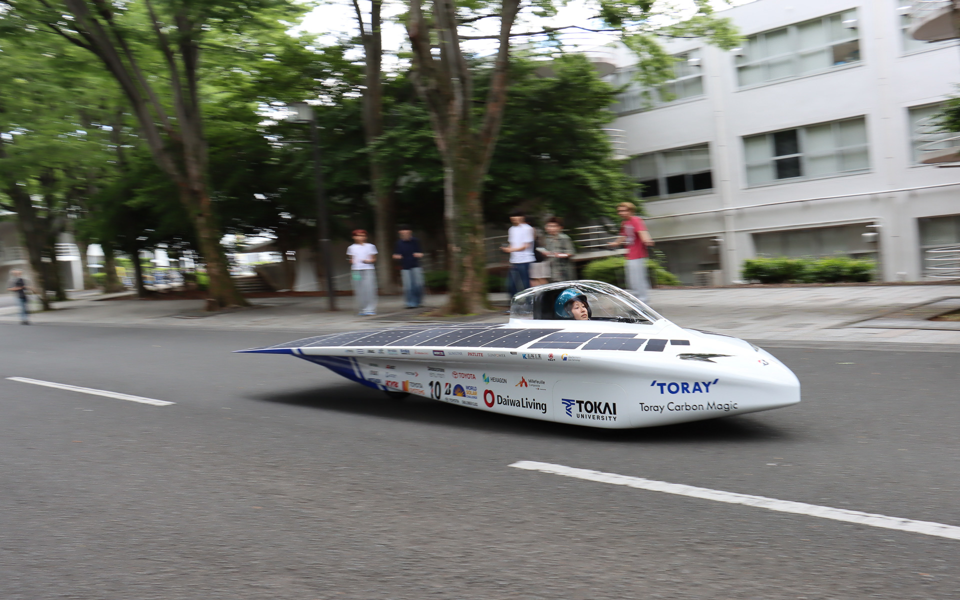 まだようやく走行できる状態になったばかりという新型Tokai Challenger。足まわりなどのセッティングもこれから煮詰めていく状況だけに、万が一のトラブルを避けるため比較的ゆっくりとしたペースで走行していた
