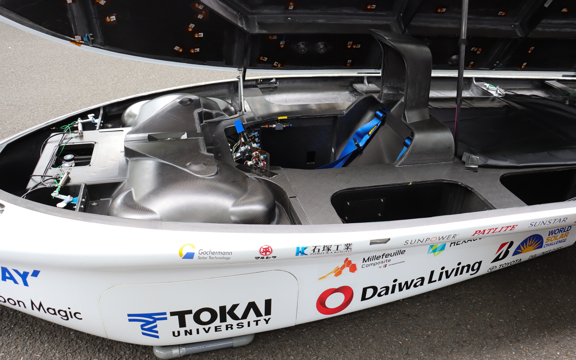 新型Tokai Challengerの運転席