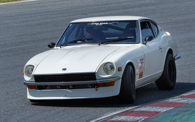 実際に搭載した車両で筑波サーキットでの実走を行なっている