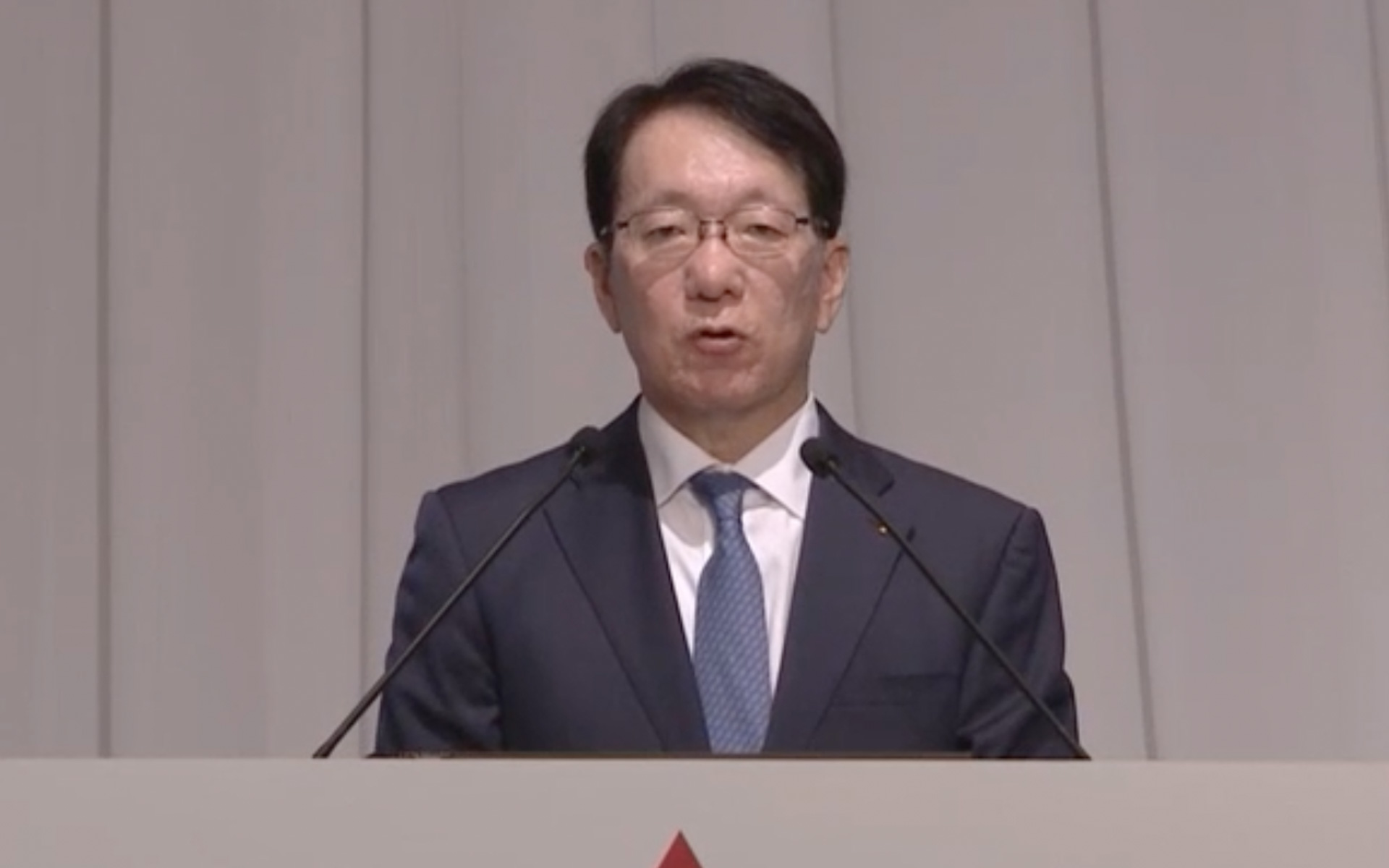 「第56回定時株主総会」に出席した三菱自動車工業株式会社 取締役代表執行役社長兼最高経営責任者の加藤隆雄氏