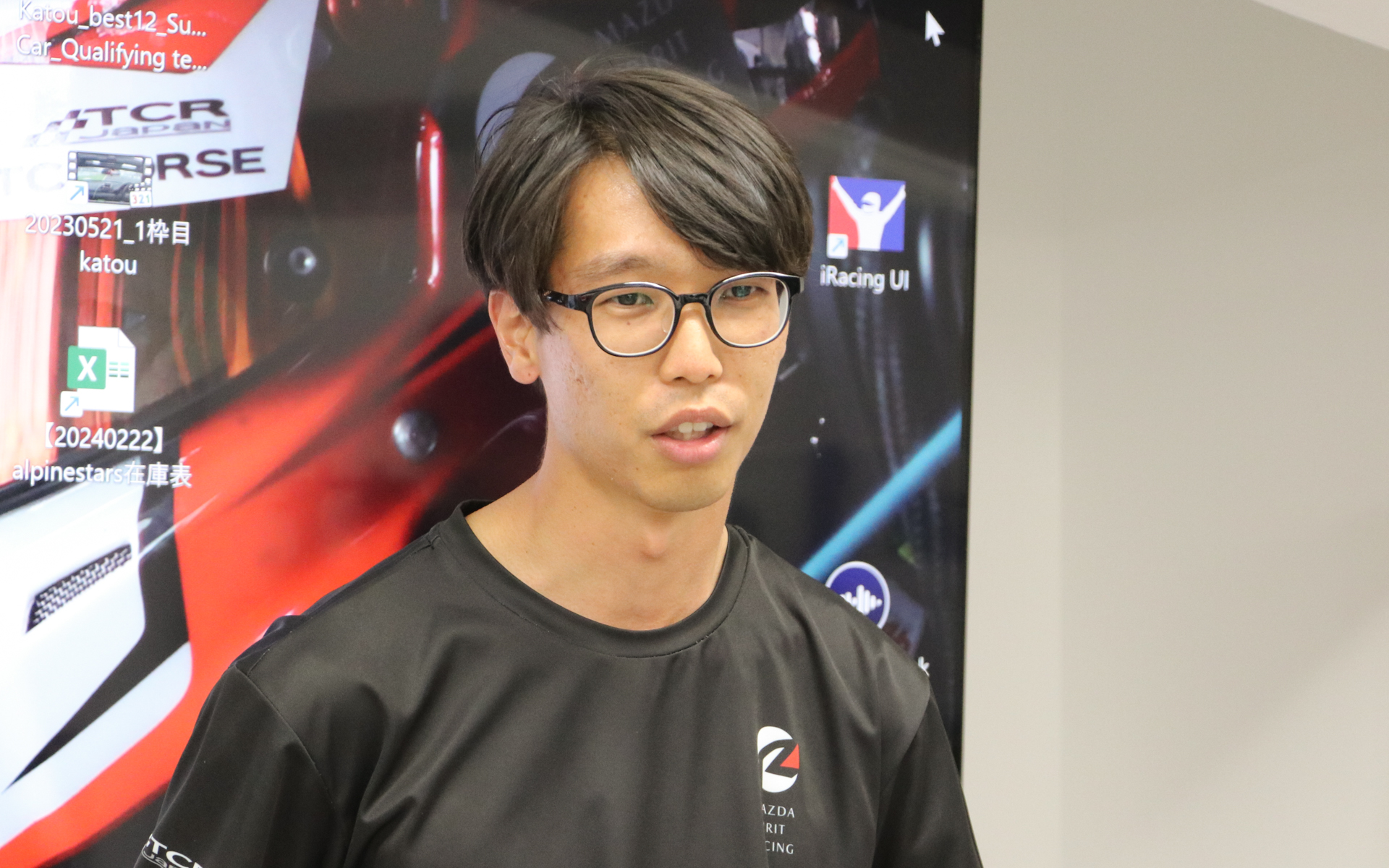 バーチャルからリアルへの道の1期生である三宅陽大インストラクター。JEGT認定ドライバーで、TC CORSE Esports MAZDAやSPK e-SPORT Racing with TC CORSEから参戦実績を持つ。またリアルでも、ロードスター・ パーティレースIIIジャパンツアーシリーズ2025の第2戦で2位に入るなどバーチャルでの実力を見事にリアルでも発揮している1人