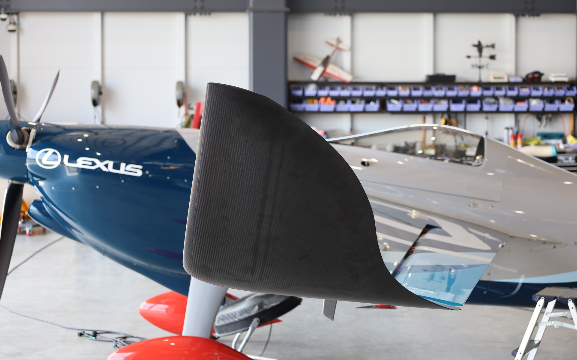 レクサスが開発した新型ウイングレット