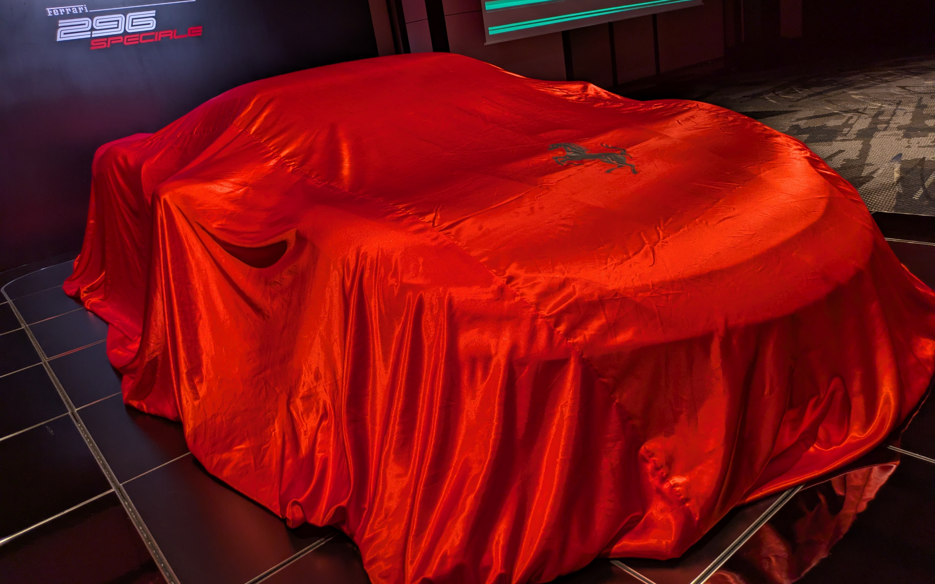 フェラーリ296スペチアーレが日本に初上陸した