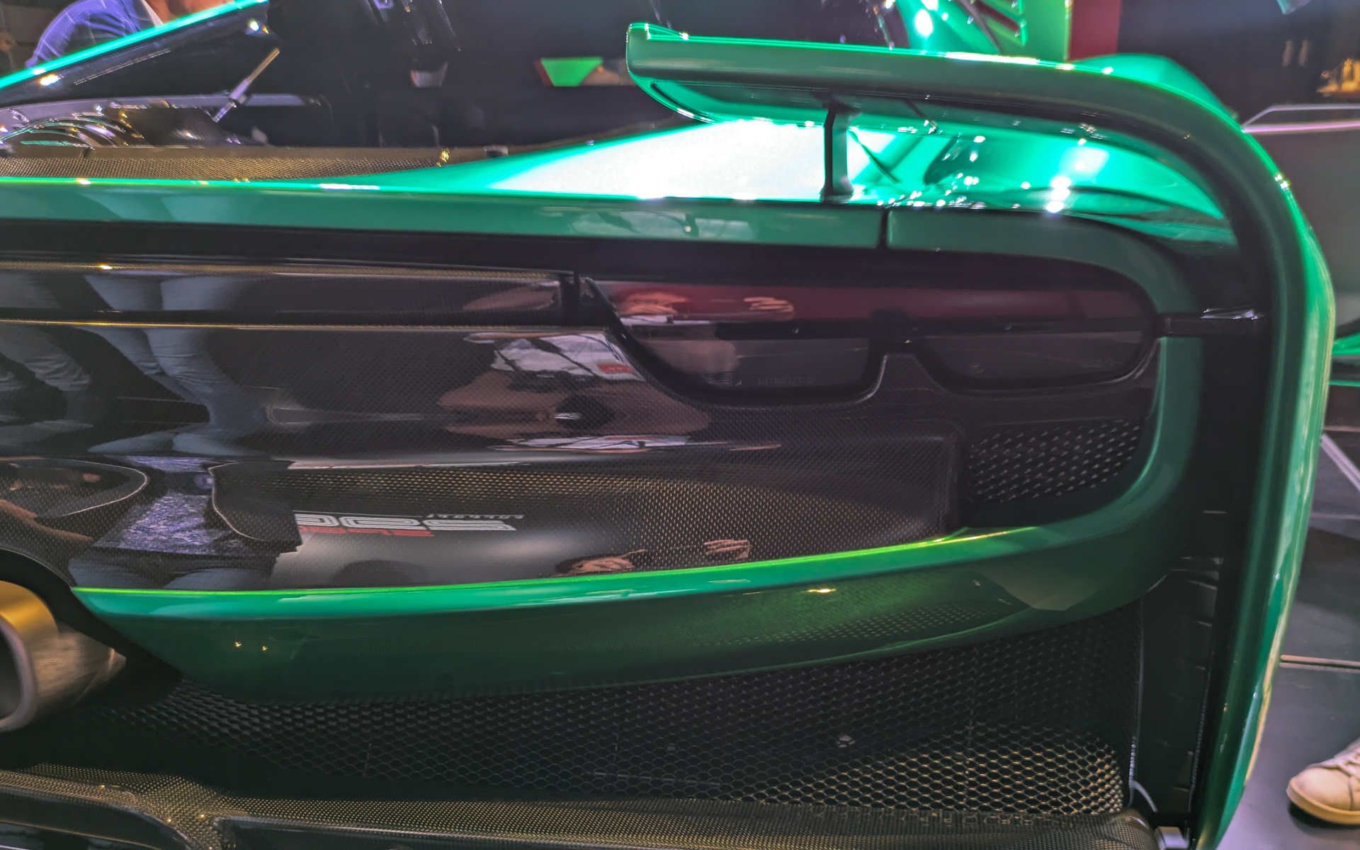 新たに造形された特徴的なデザインとなる「ガンマウイング」