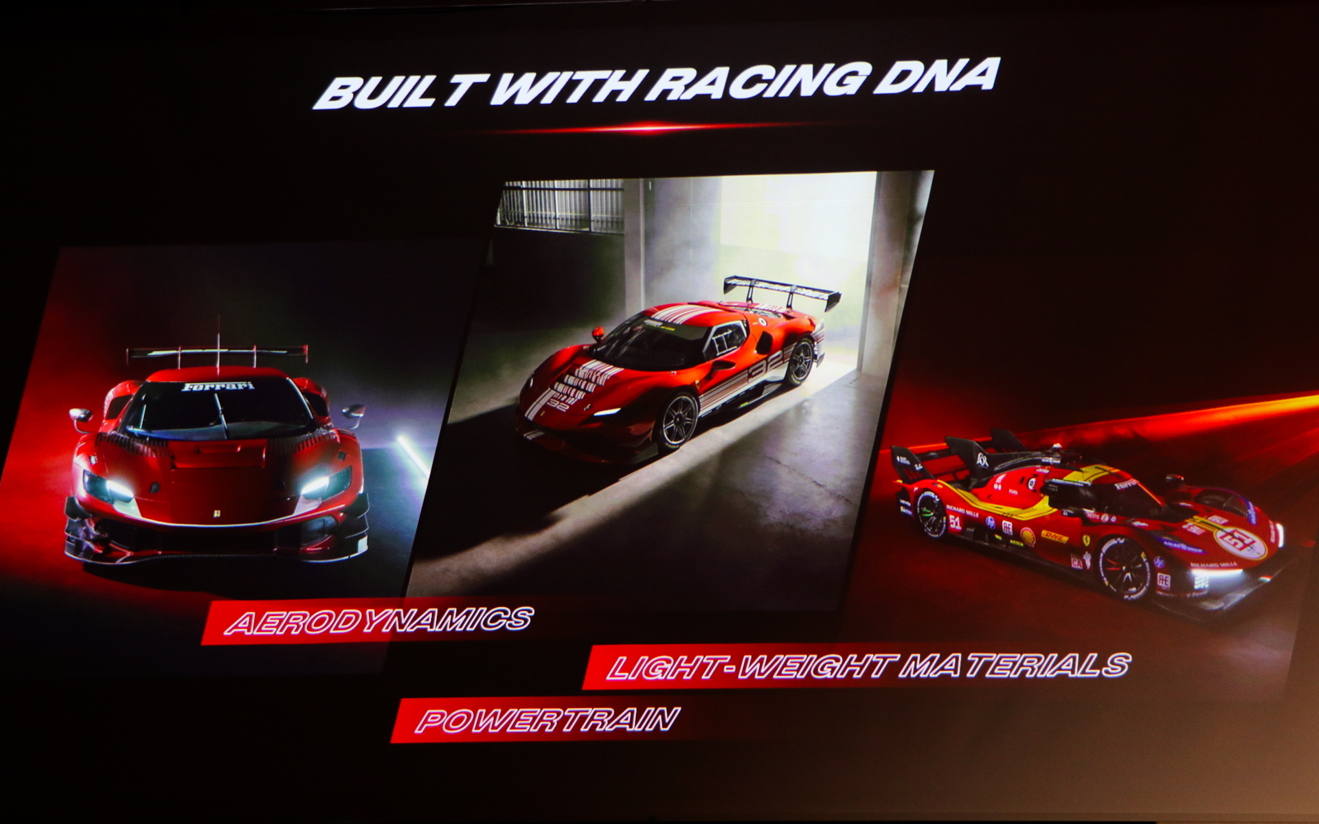 フェラーリの歴代スペシャルカーやレーシングマシンのDNAを継承して296スペチアーレは誕生した