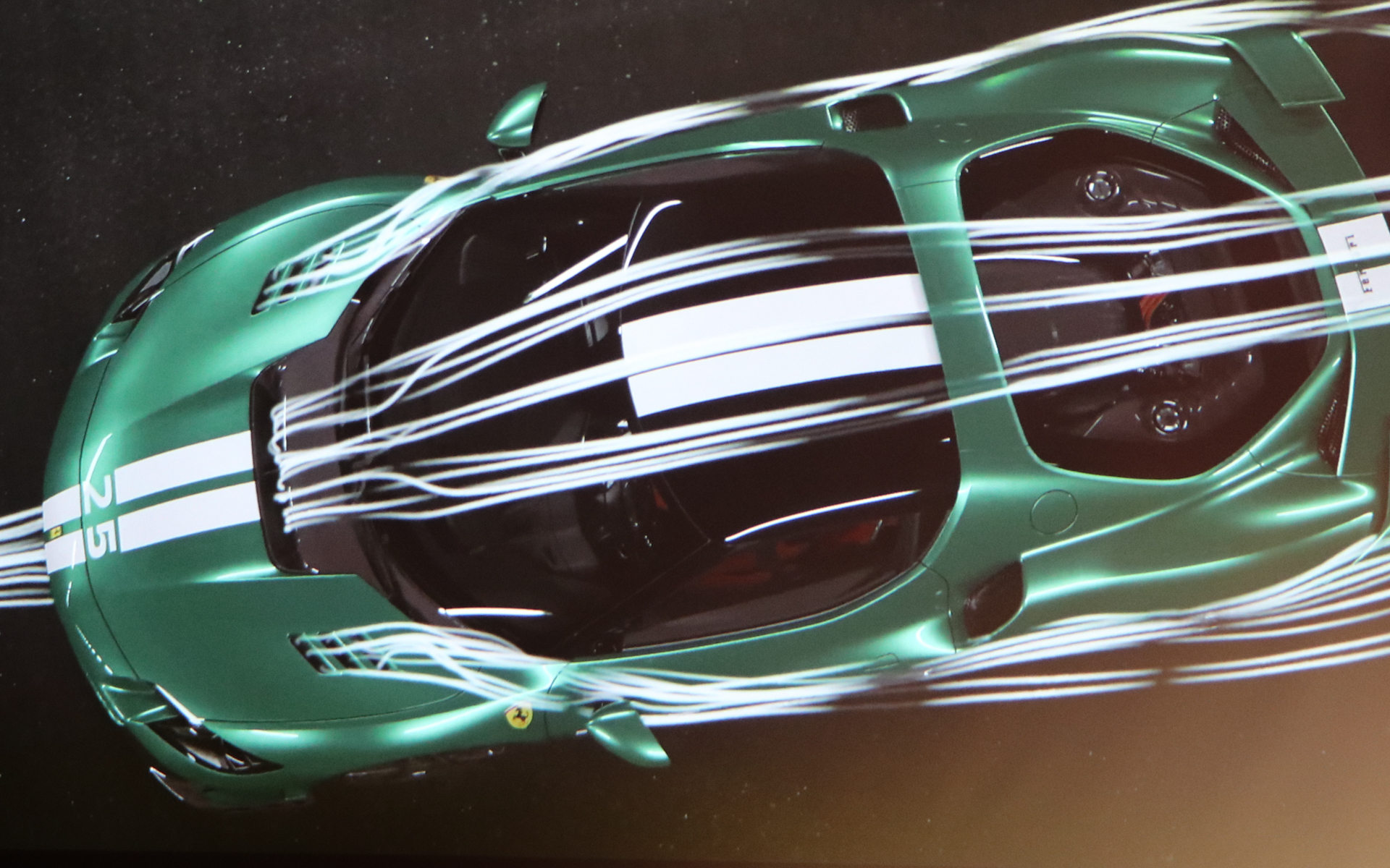 ダウンフォースの増加はもちろん、冷却効率のアップにも寄与している