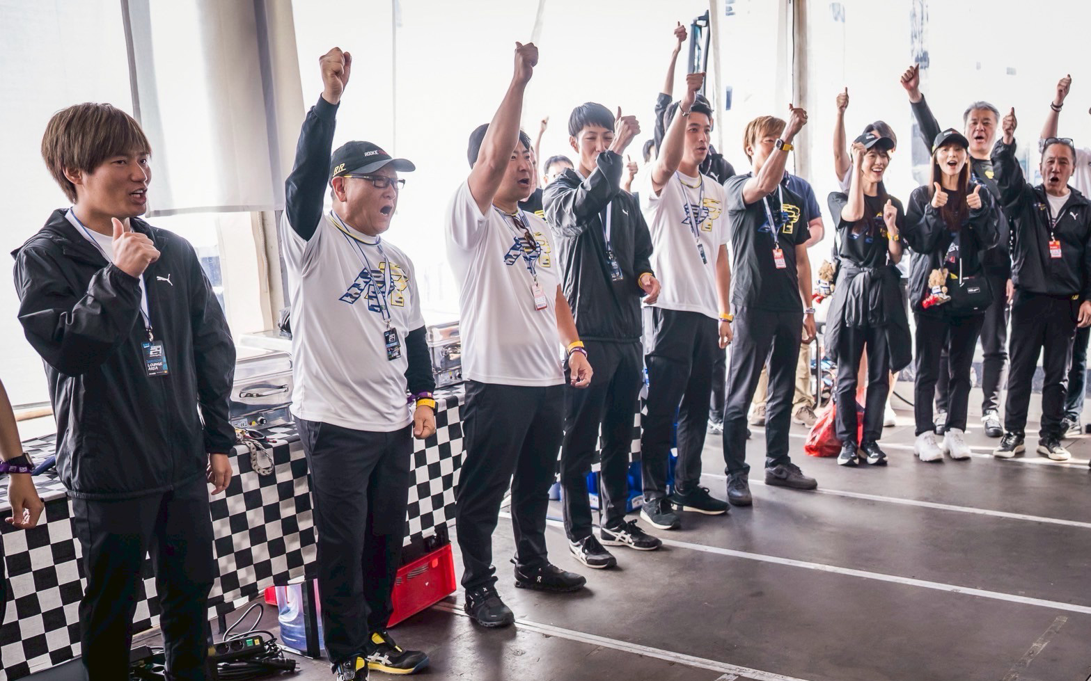 心を一つに「ジャンボ！」