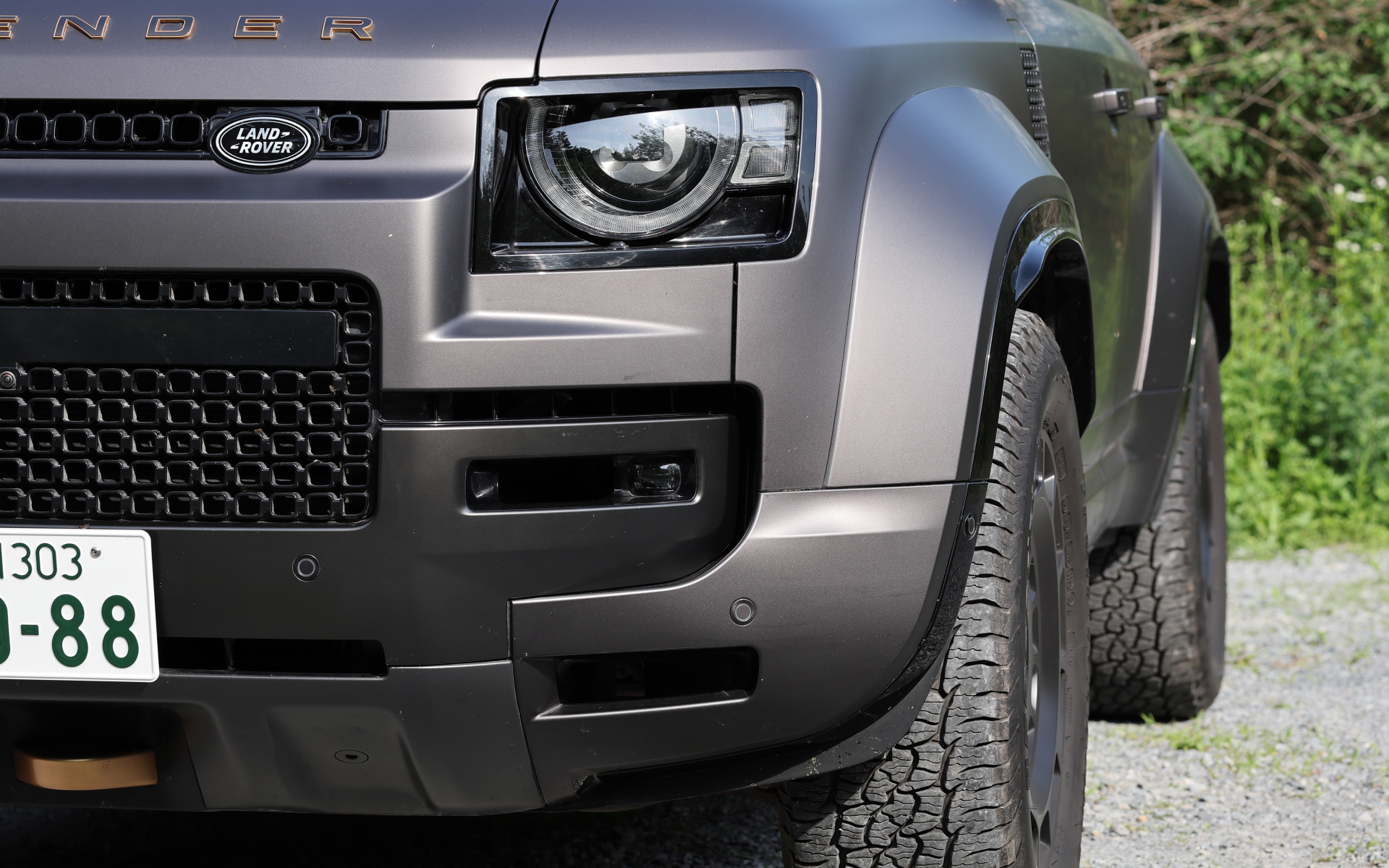 過去最大の33インチ外径のタイヤを装着するため、ホイールアーチを拡大