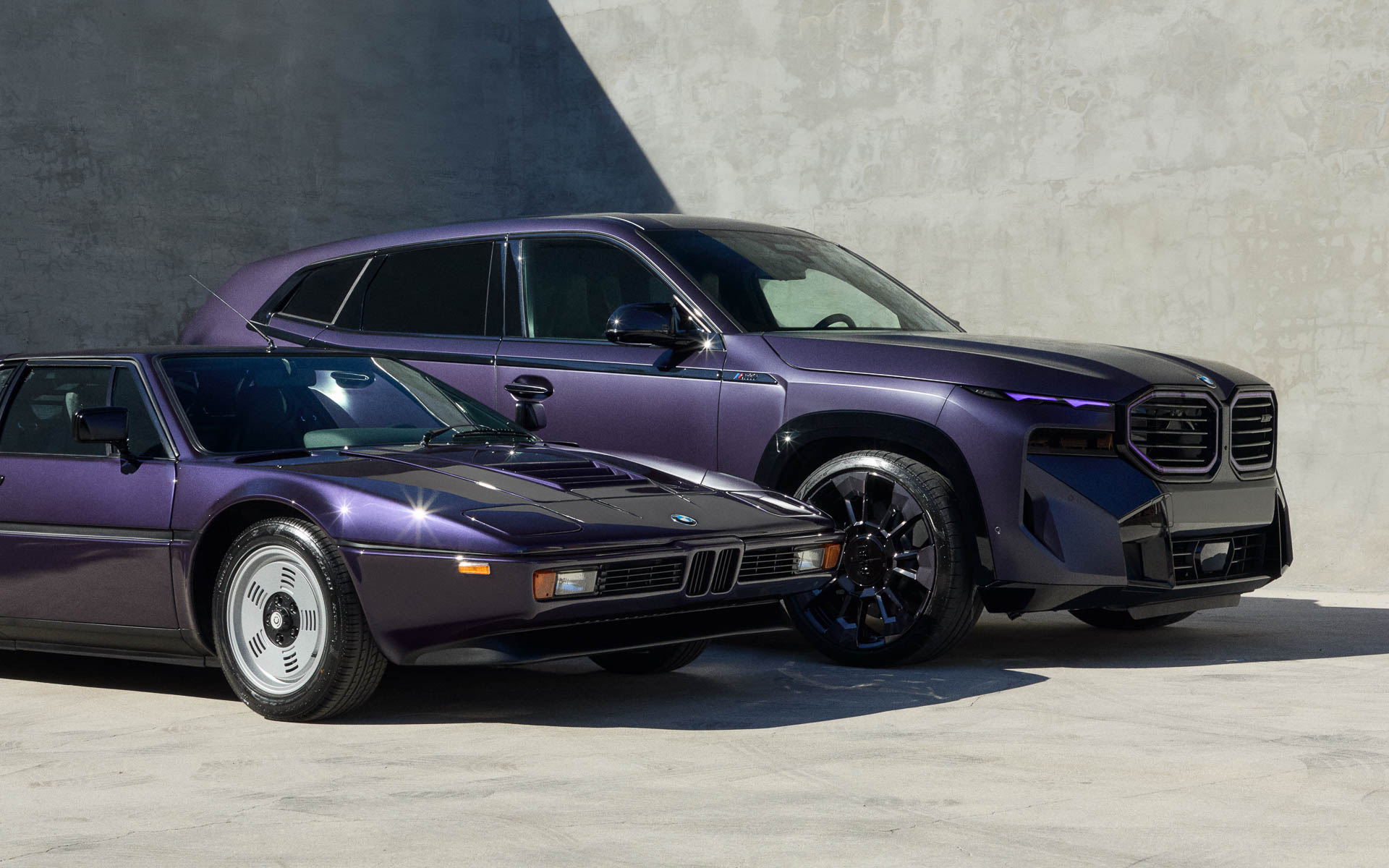 1981年型BMW M1と2025年型BMW XM Kith Concept