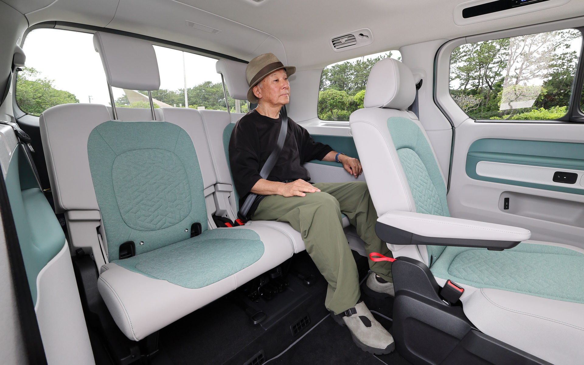 2列目と3列目に座ってみたところ