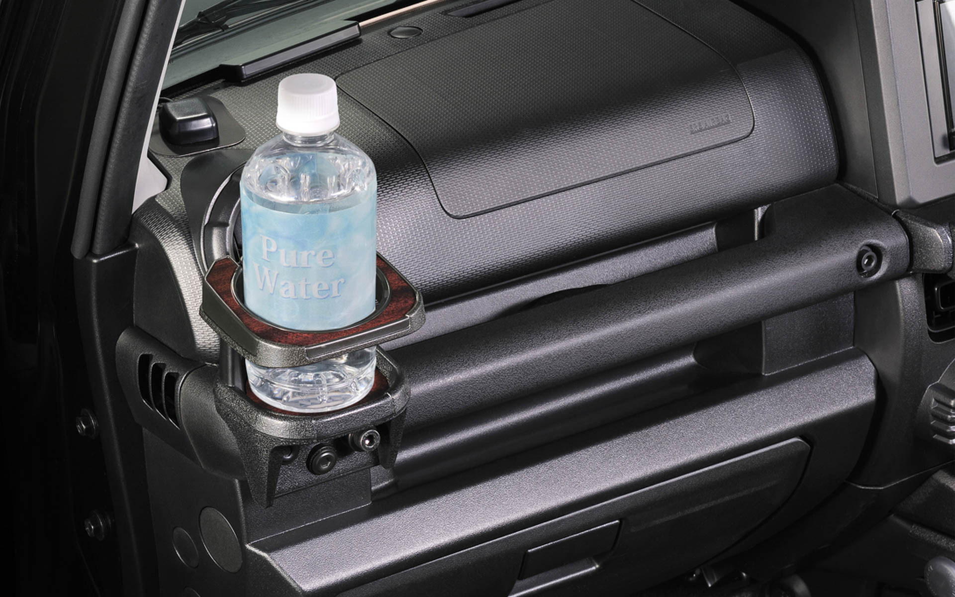 助手席側にも装着可能