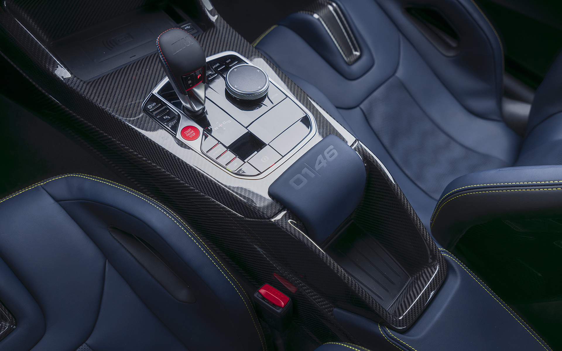 M4 CS VR46のインテリア