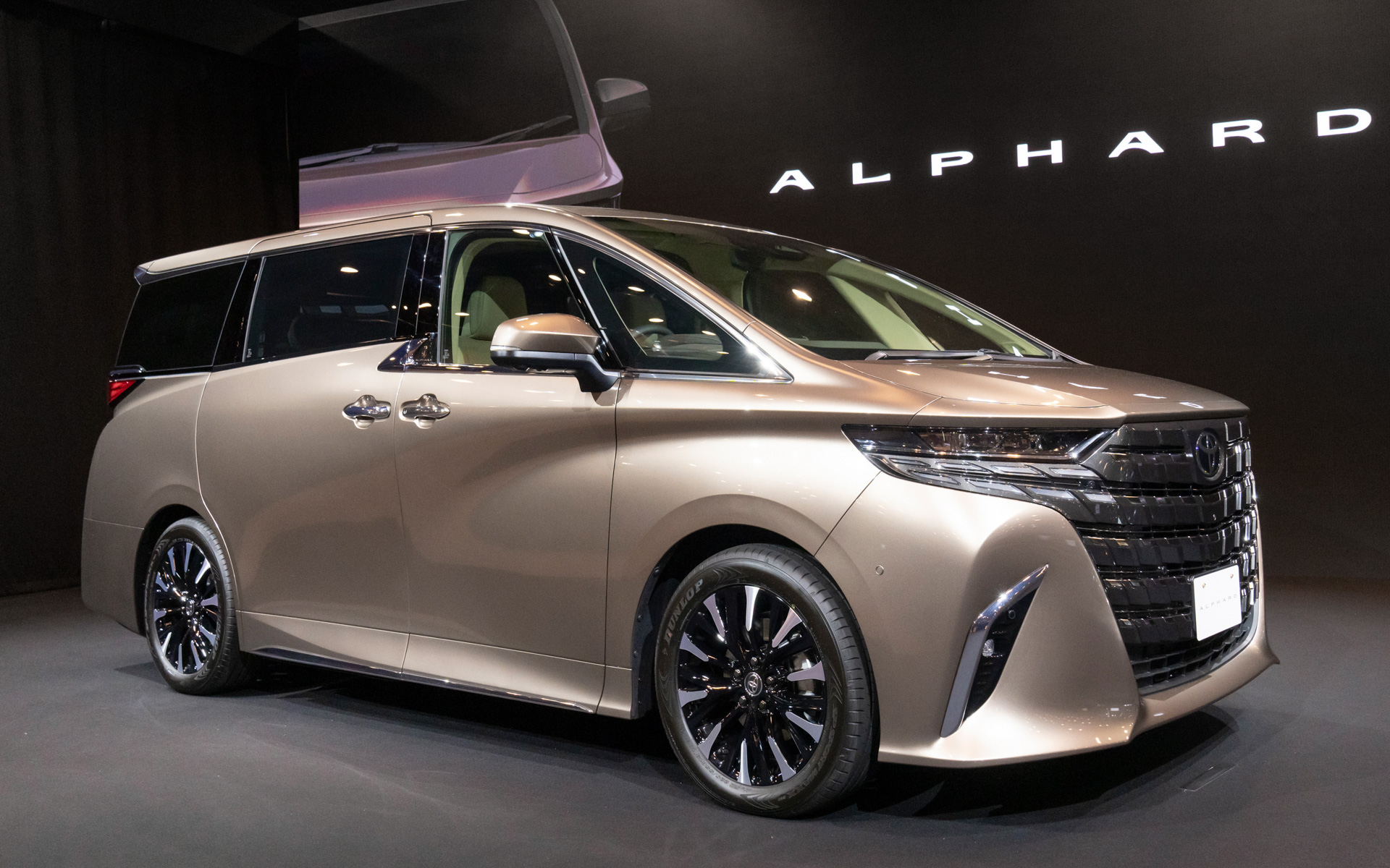 トヨタ車体 いなべ工場（三重県いなべ市）で生産される「アルファード」「ヴェルファイア」が、2027年末をめどにトヨタ自動車 田原工場（愛知県田原市）に生産移管される