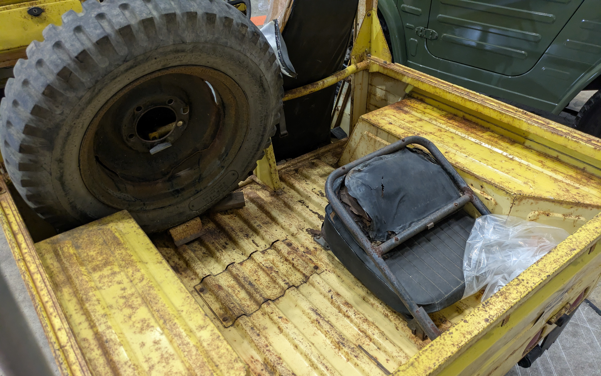 福島県の倉庫で発見したという固体で、現オーナーは「どのようにレストアするか思案中」とのこと