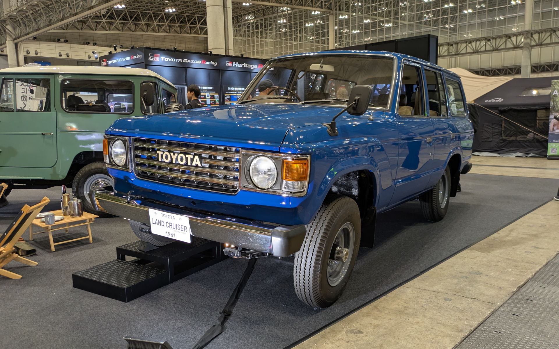 トヨタ自動車はTGRヘリテージパーツとして、旧型のランドクルーザーやヘリテージパーツを展示している