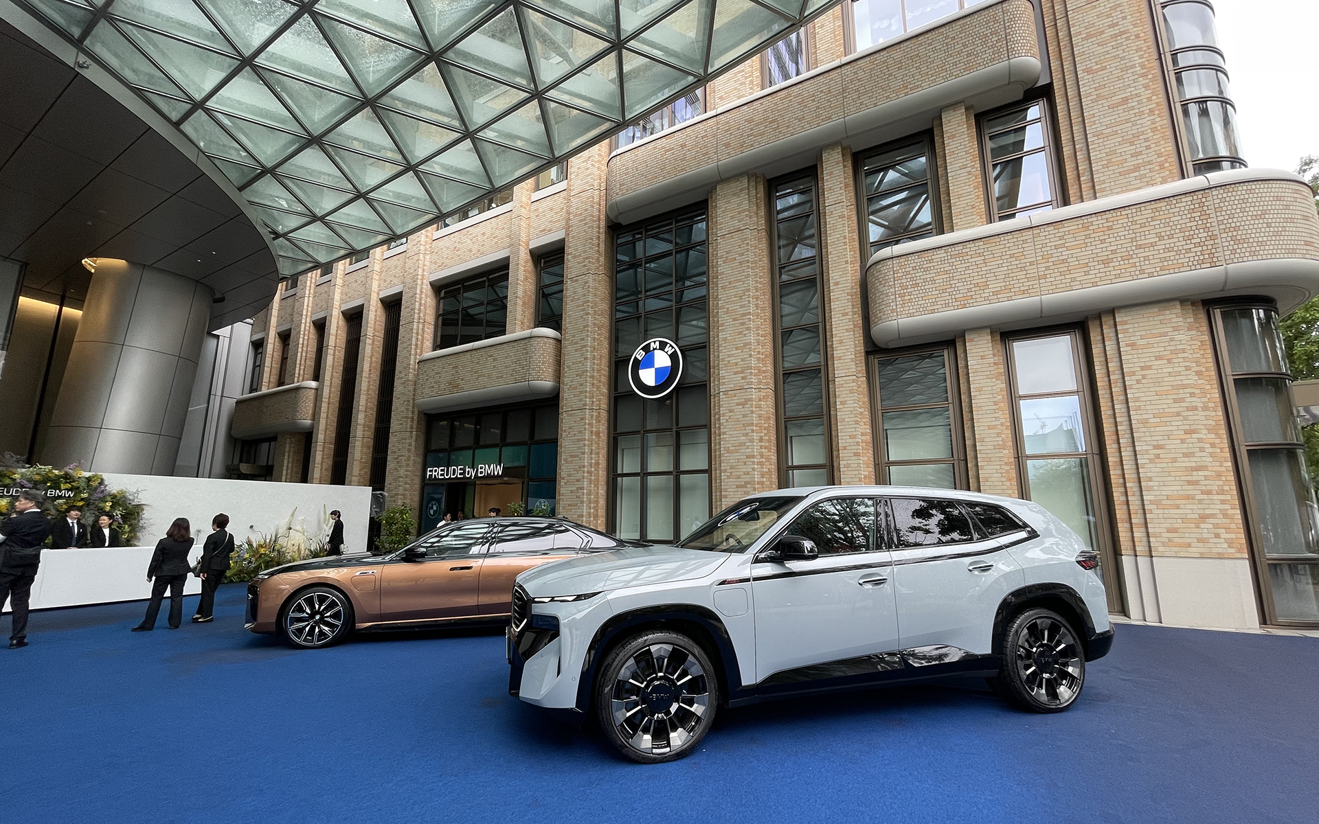 1周年を迎えたFREUDE by BMW