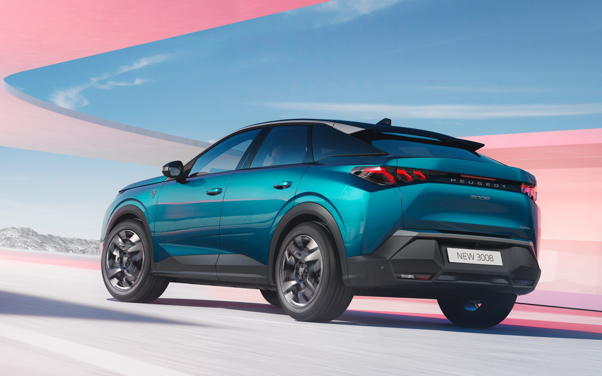 エクステリアではライオンの爪痕をモチーフにしたLEDデイタイムランニングライト、リアには立体造形の3本のLEDランプを採用するなどブランドの世界観を表現