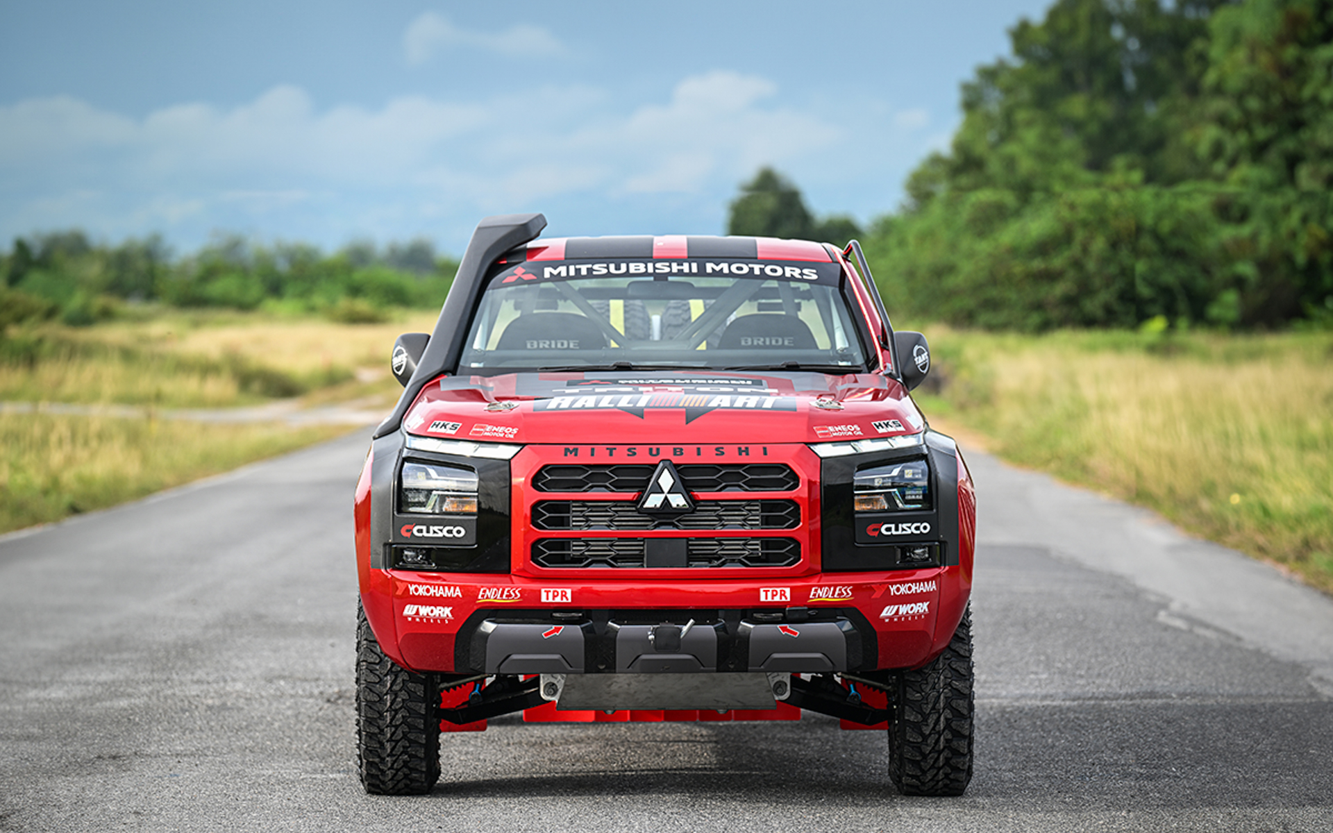アジアクロスカントリーラリー2025参戦マシンの三菱自動車のトライトン