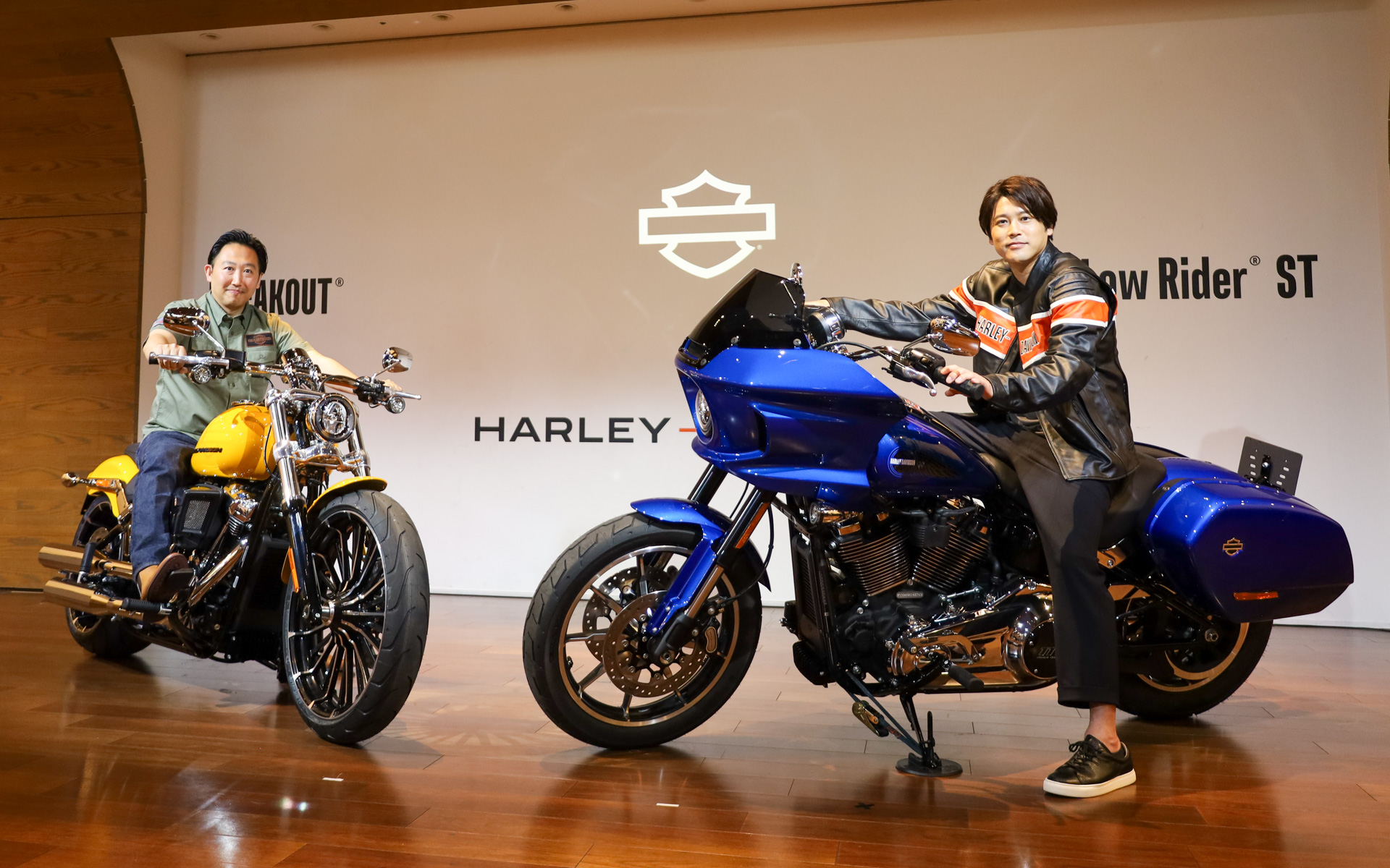 新モデル「ブレイクアウト」「ローライダー ST」の日本仕様を初公開