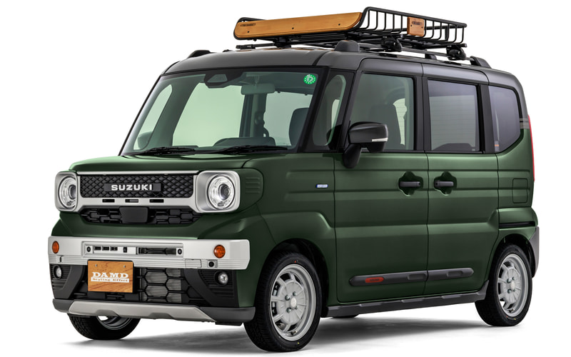 非売品　美品　スズキ　スペーシア　GEAR　タペストリー ダムド、スズキ「スペーシアギア」に角ばったレトログリルとカジュアル