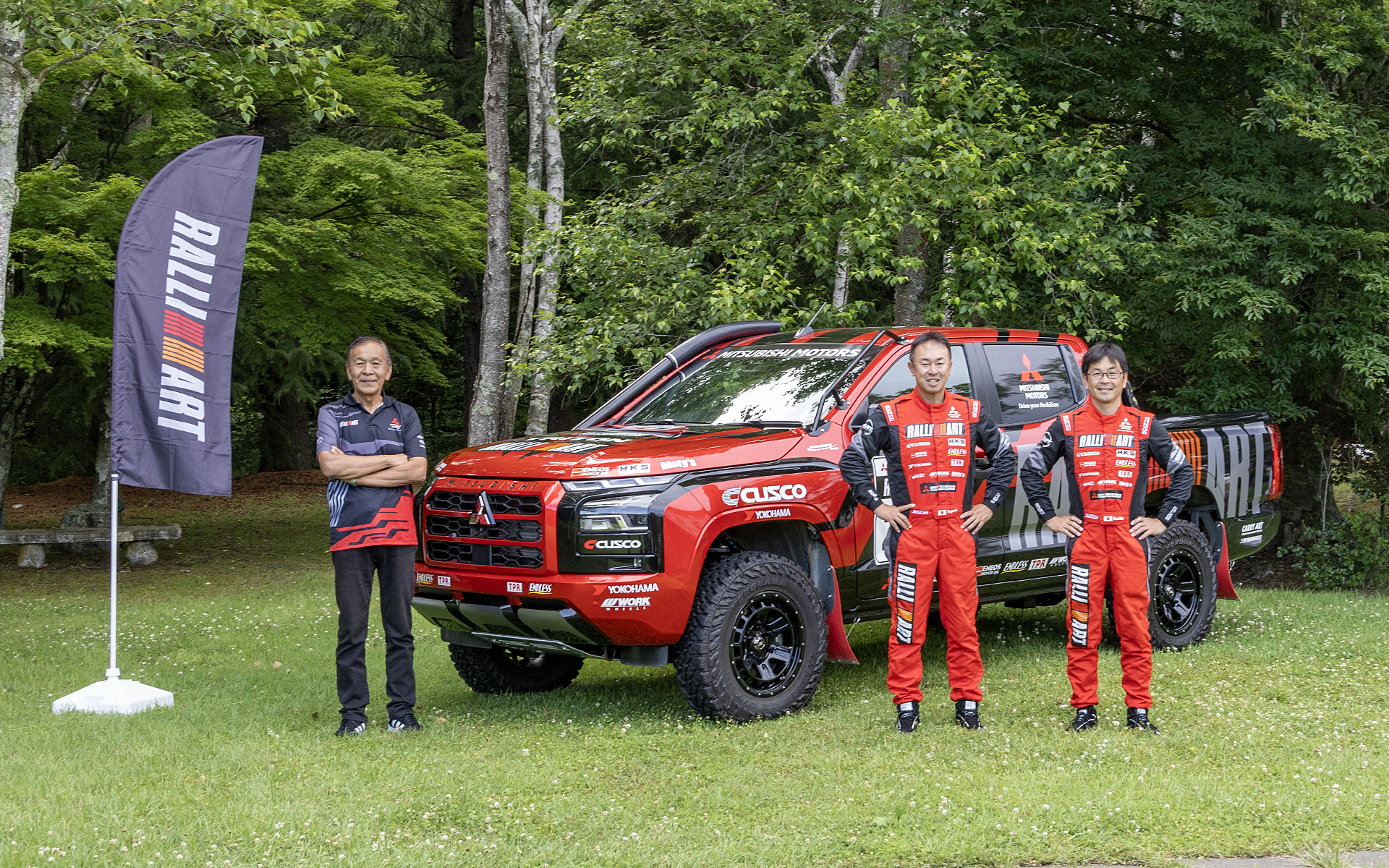 AXCR2025に参戦するチーム三菱ラリーアートが撮影会を実施した