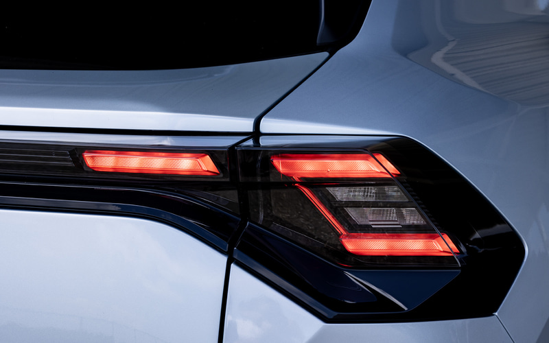 写真で見る スズキ新型「eビターラ」プロトタイプ-Car Watch