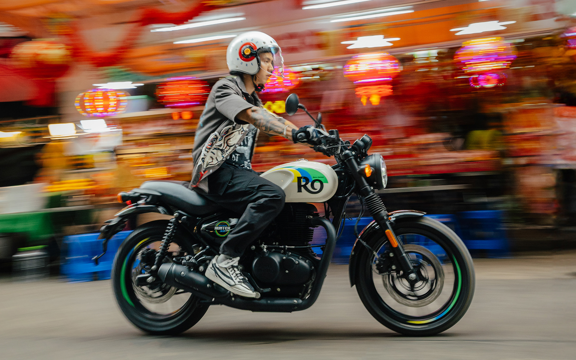 新色のRio White (リオ・ホワイト)