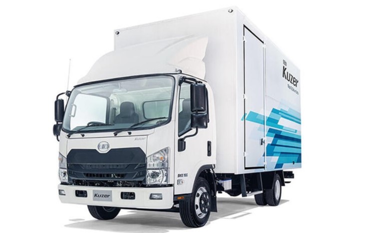 いすゞがUDトラックスに海外向け小型トラックとして供給する「クーザー」