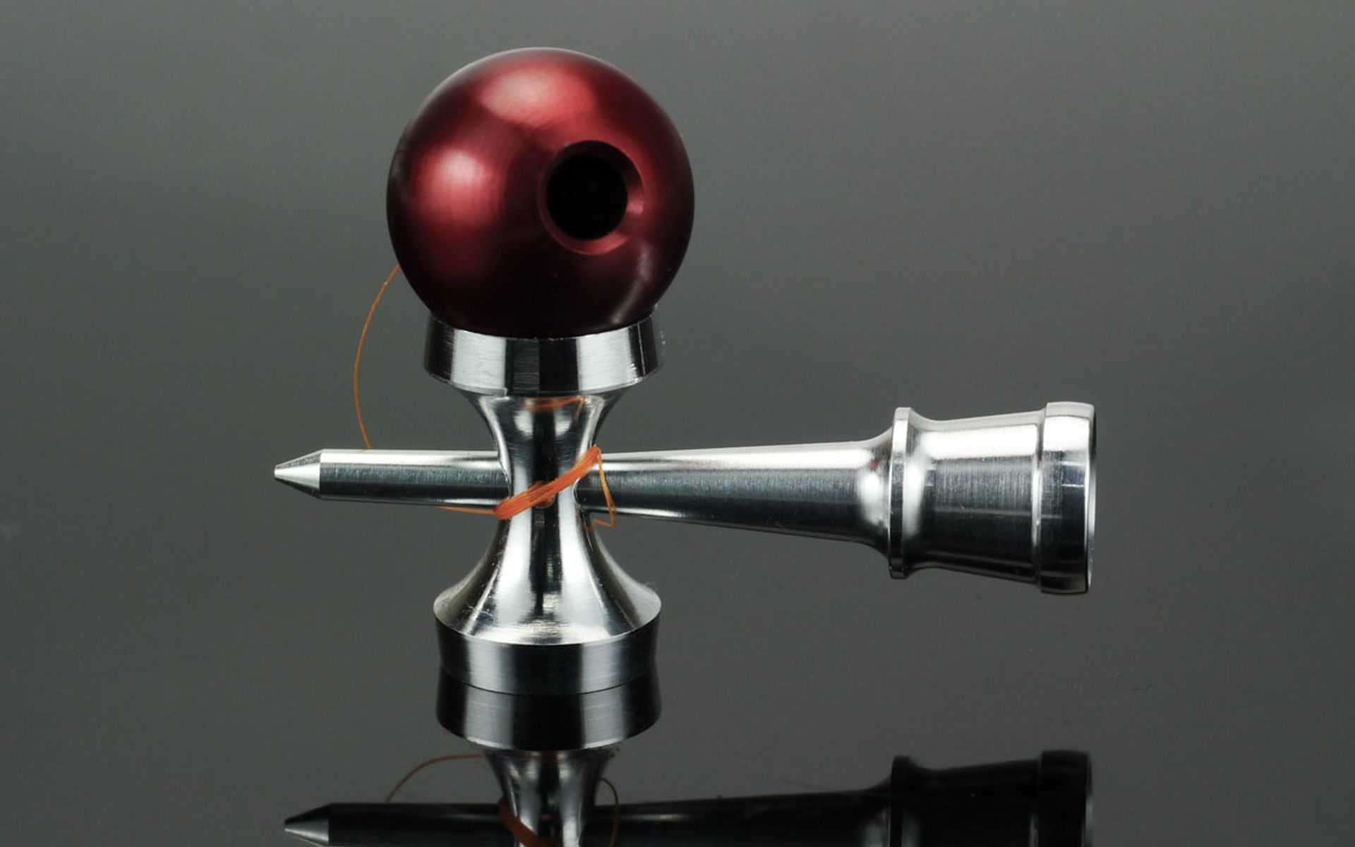 ベアリング搭載けん玉としては世界最小となる「SG Kendama pico」