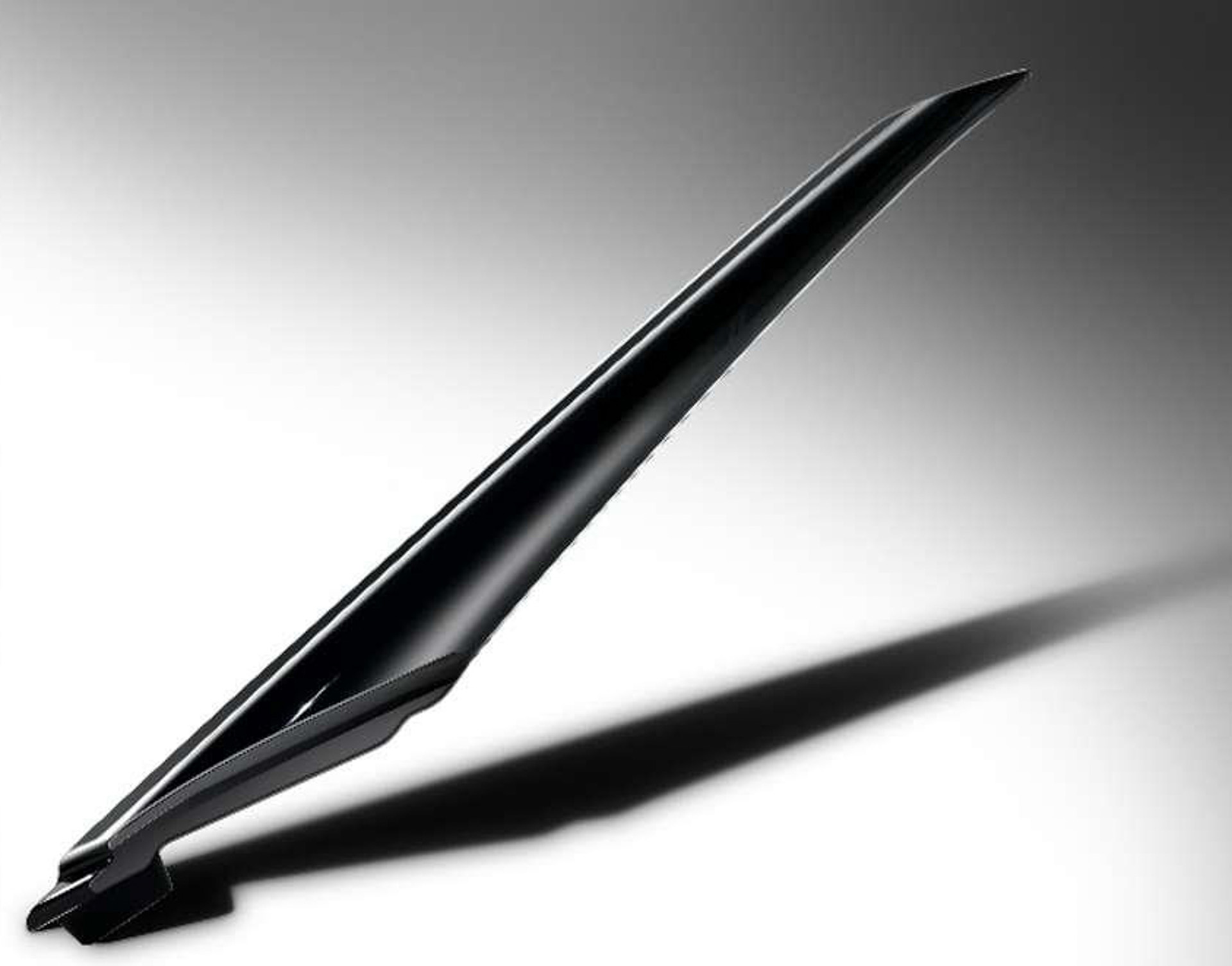 型内塗装を用いたピラー部品