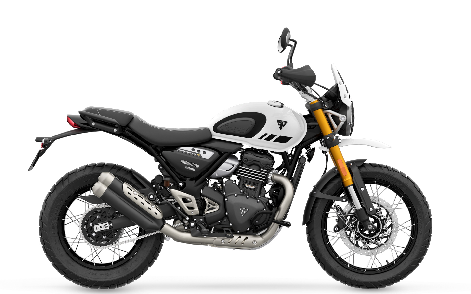 2026年モデルの新型「SCRAMBLER 400 XC」（バニラホワイト）