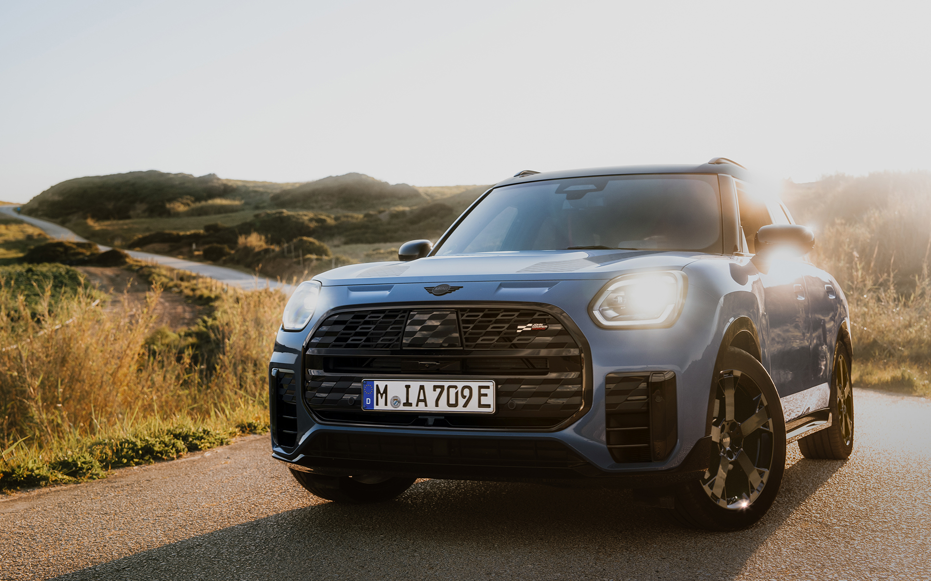 200台の限定モデル「MINI カントリーマン Slate Blue」