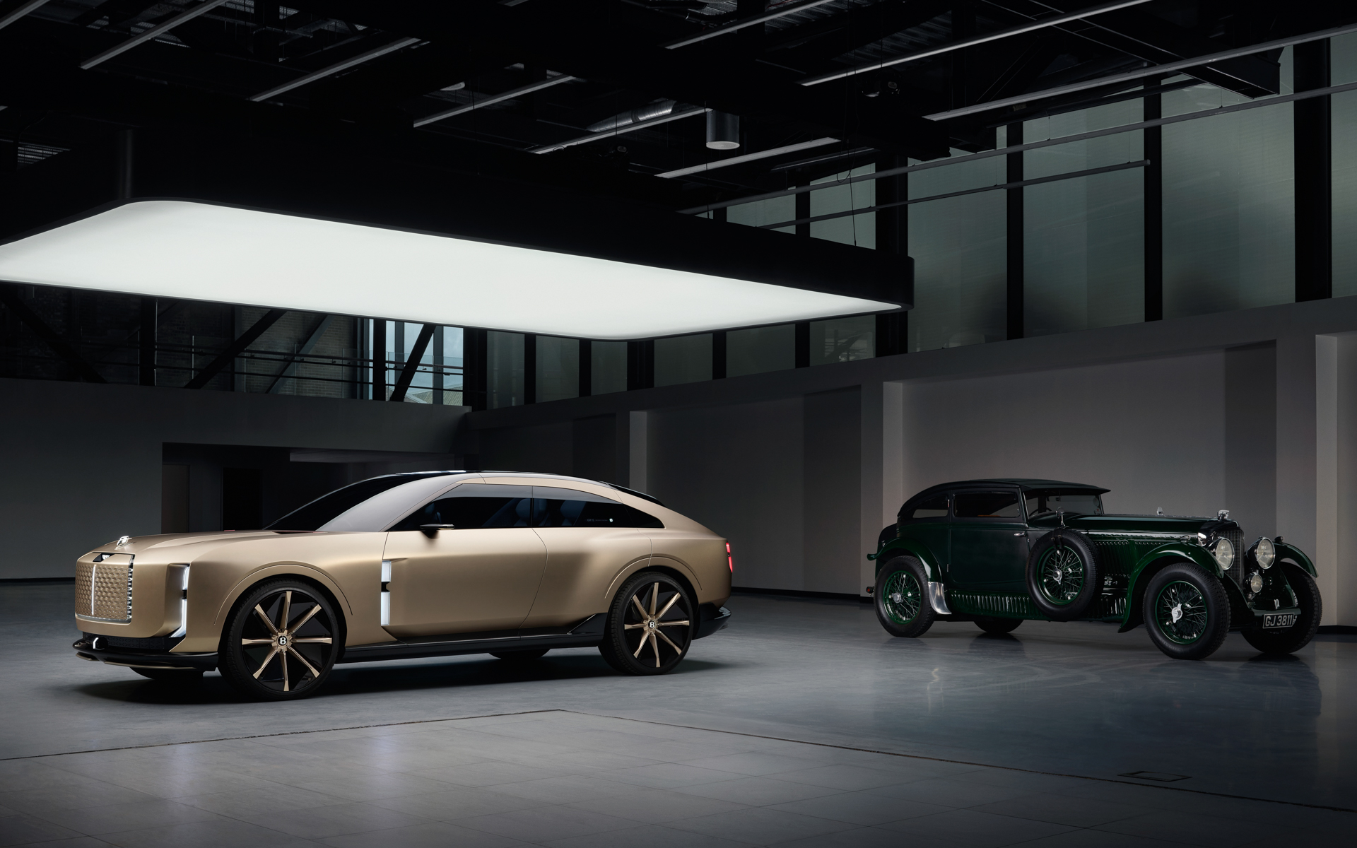 EXP15とスピード シックス ガーニー ナッティング スポーツマン クーペ