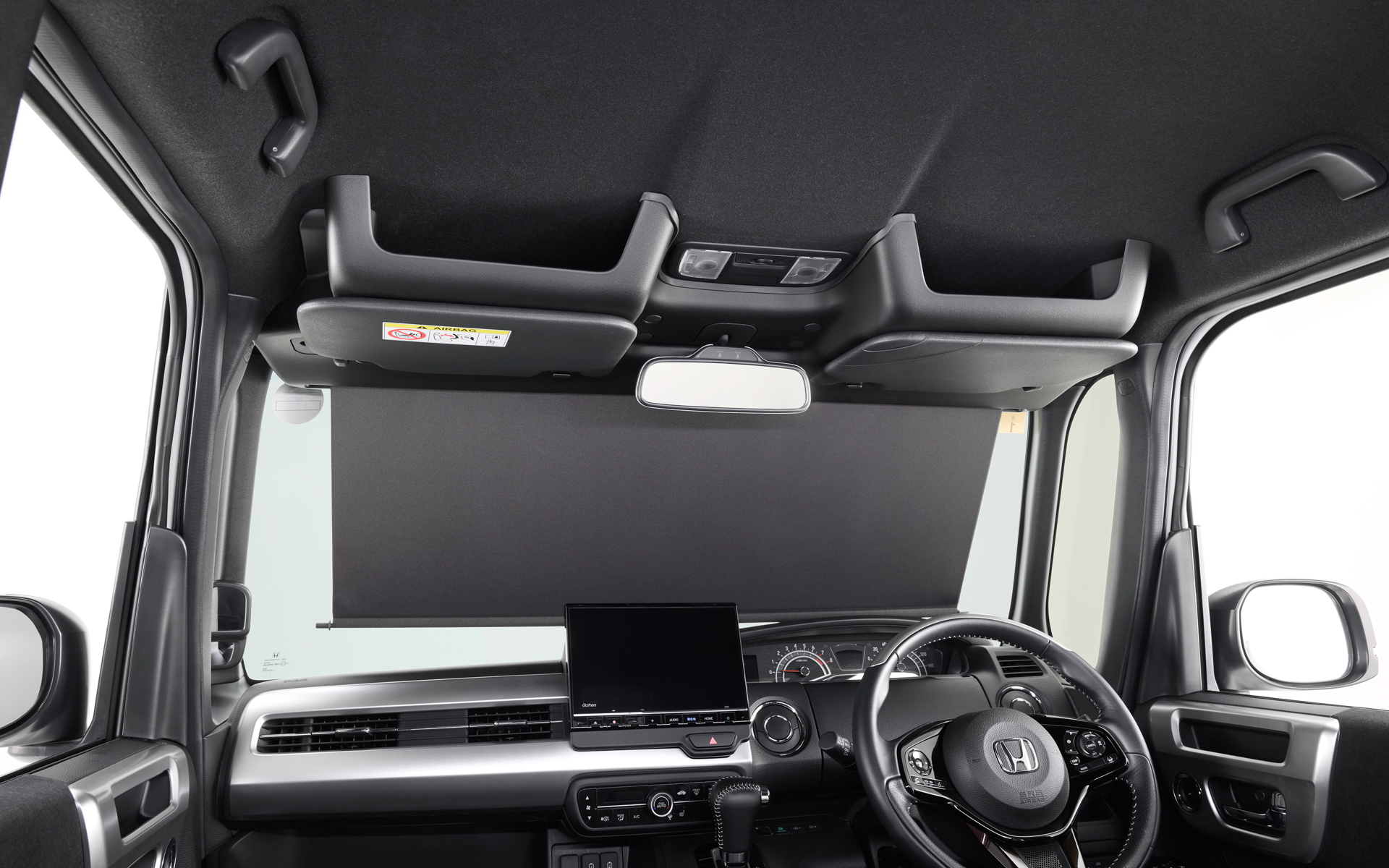 2代目「N-BOX カスタム」装着イメージ