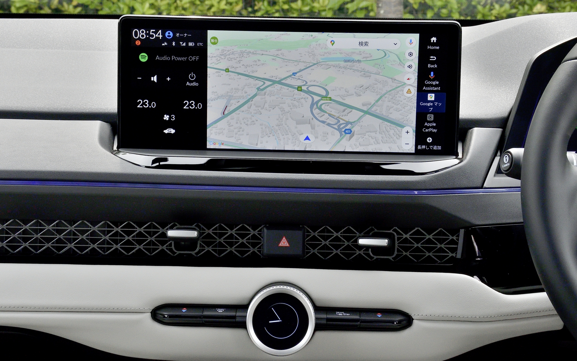 国内向けホンダ車として初めてGoogleを搭載。新たに追加した地図ECU（コンピュータ）＋高精度地図情報にGoogleがプラスされたことでトンネル内でも途切れずにハンズオフを使えたり、高速道路の出口誘導まできめ細やかな案内を可能としている