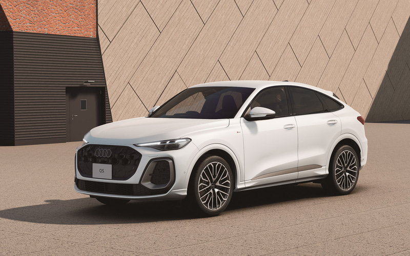 アウディQ5 ホワイトモデル 車両詳細 | TOPRANK