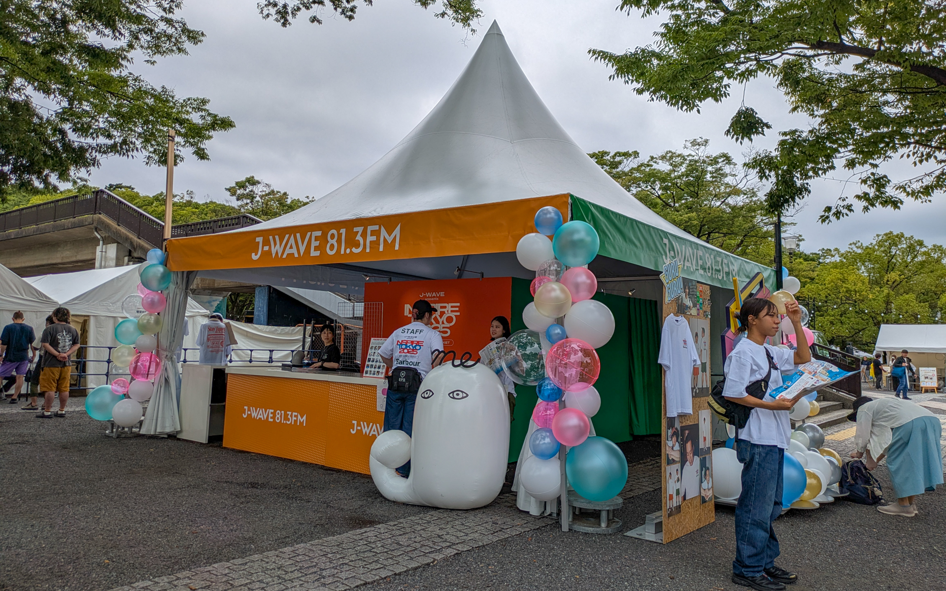J-WAVEブース