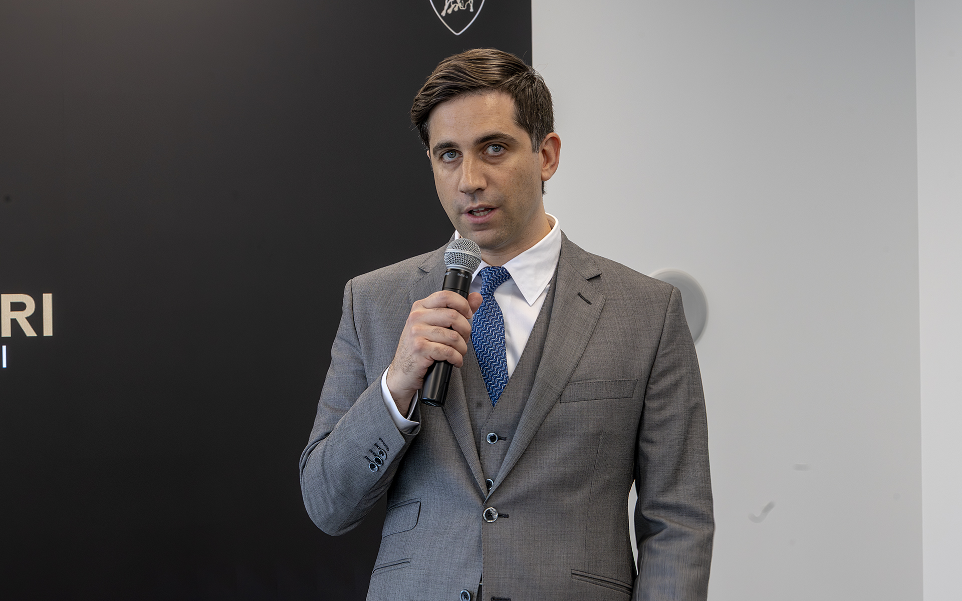 アウトモビリ・ランボルギーニのHead of Japanであるパオロ・サルトーリ氏