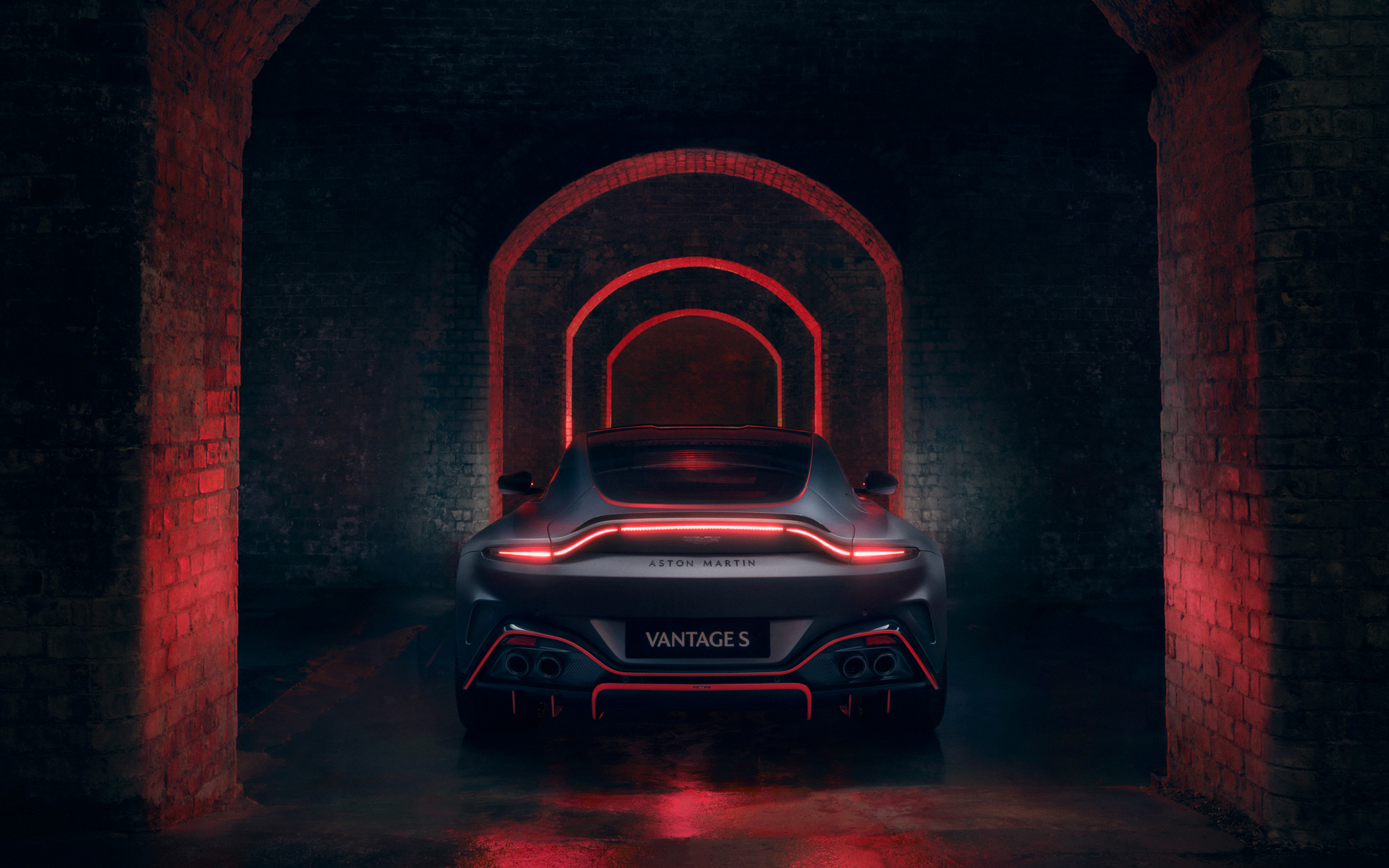 アストンマーティン新型「ヴァンテージS」