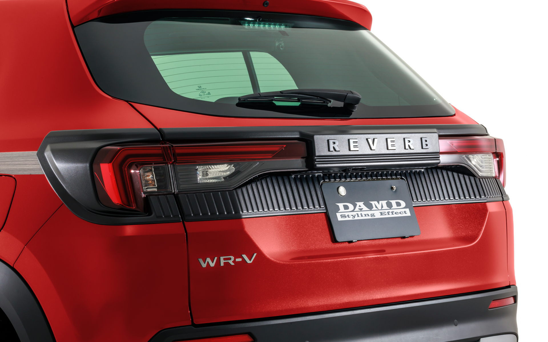 テールランプガーニッシュ装着イメージ