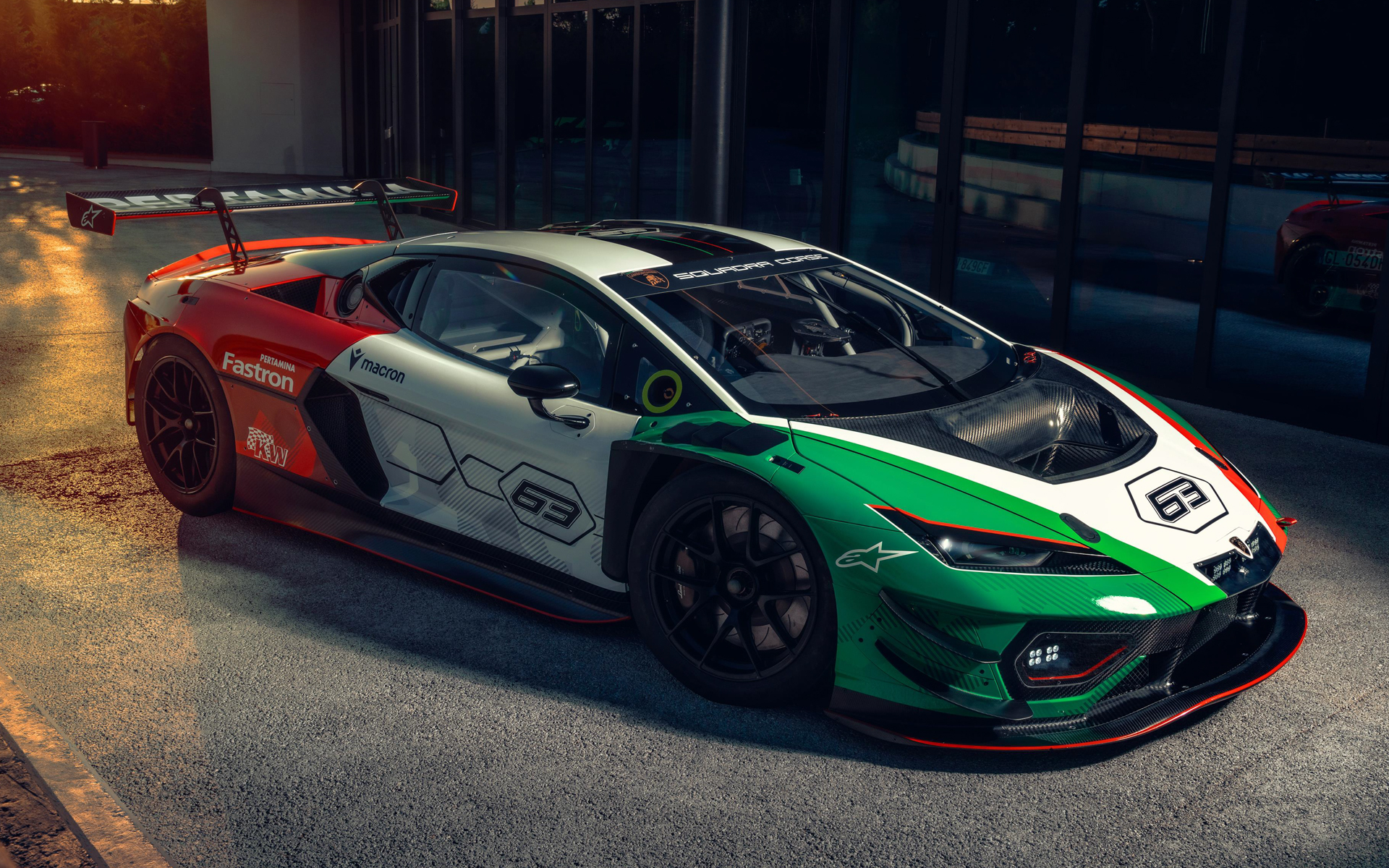 新型レーシングカー「テメラリオGT3」