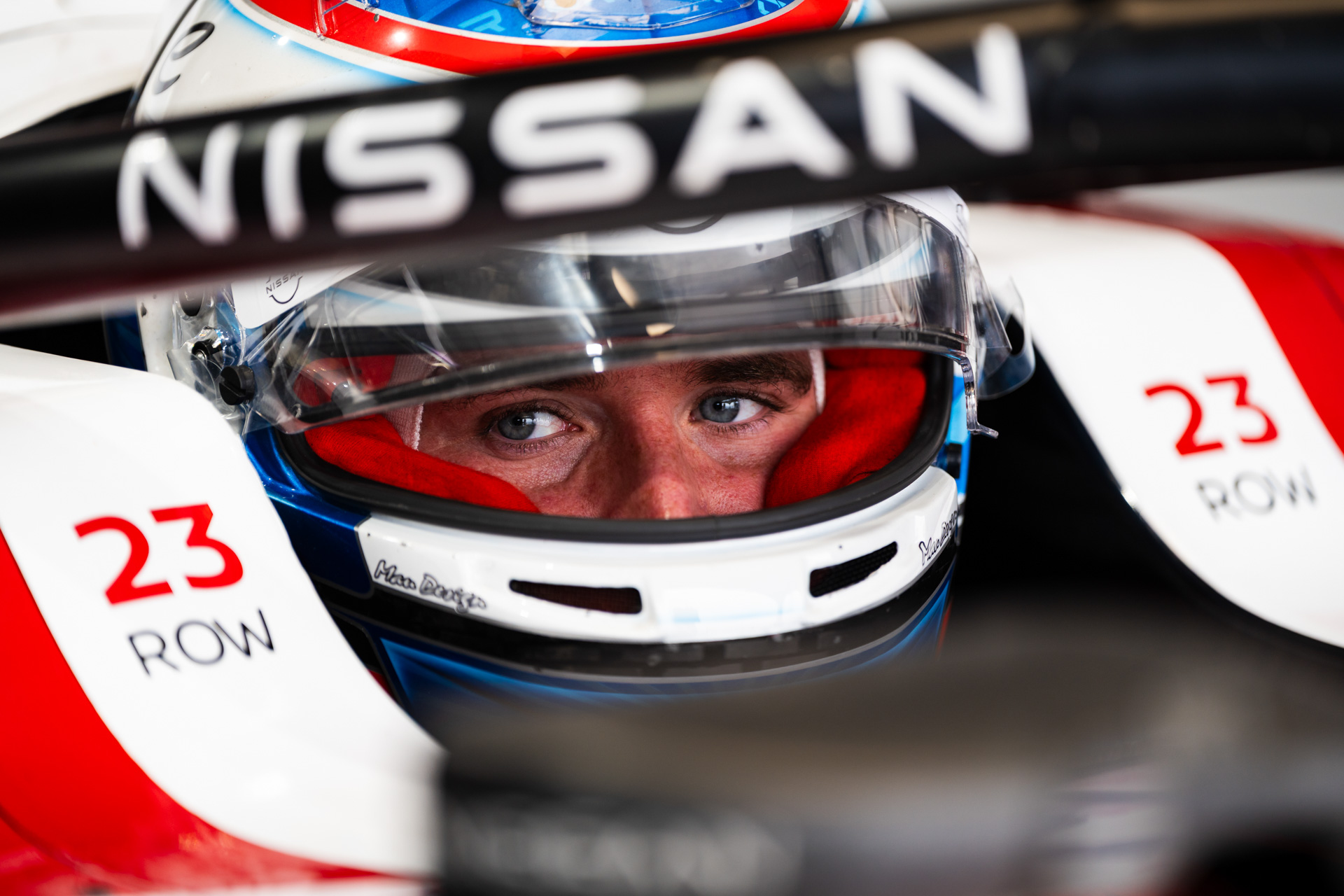 23号車のオリバー ローランド選手