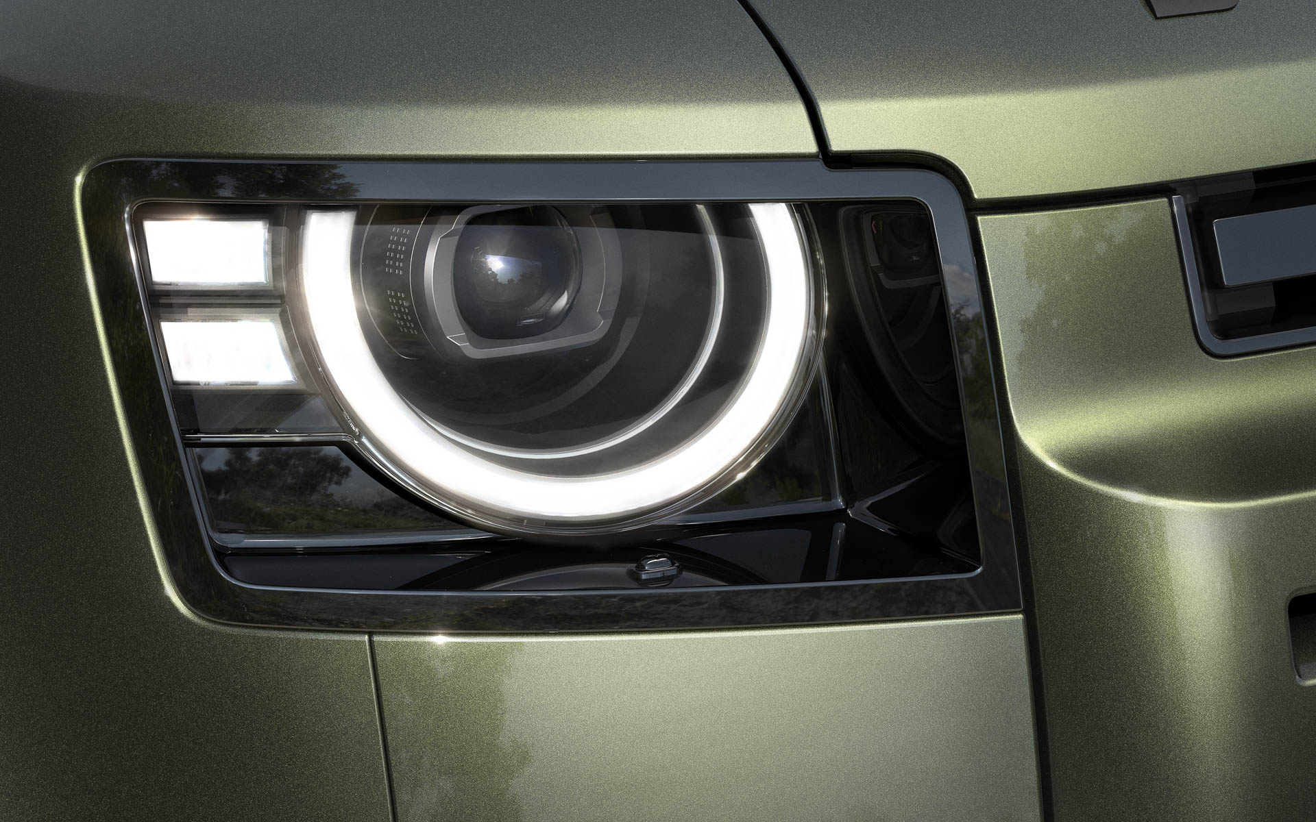 ディフェンダー 110