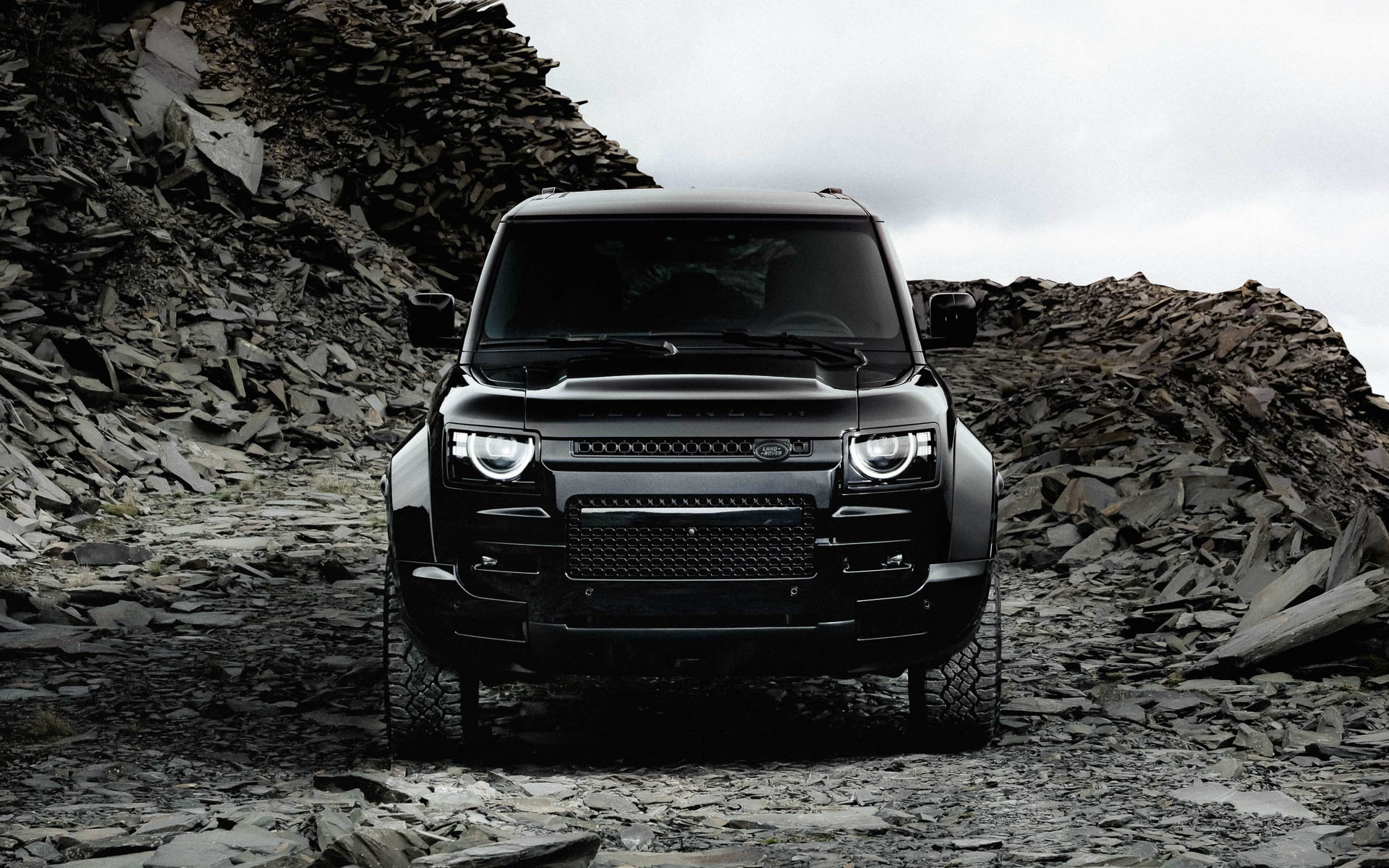 ディフェンダー オクタ ブラック