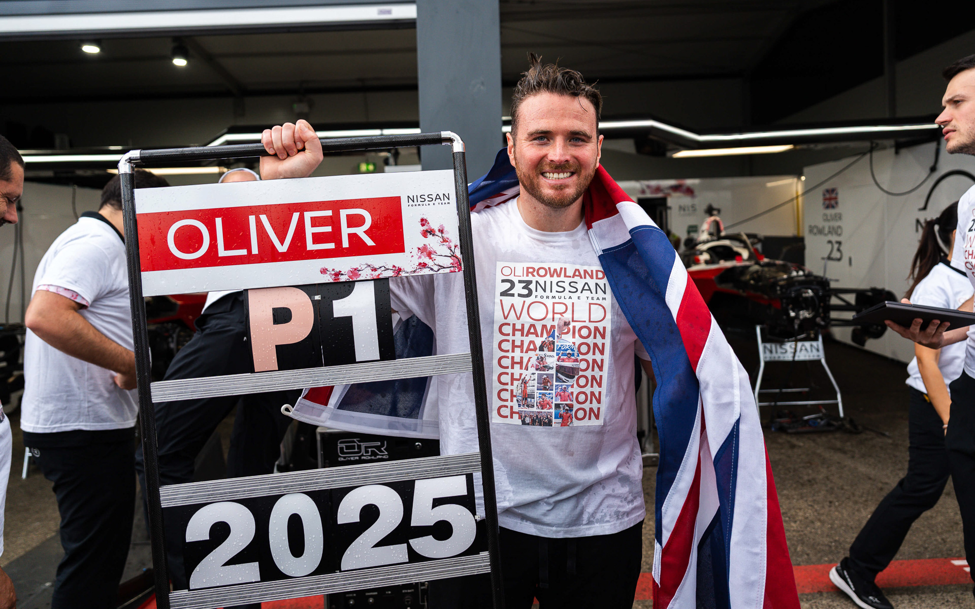 チャンピオンを獲得したオリバー・ローランド選手