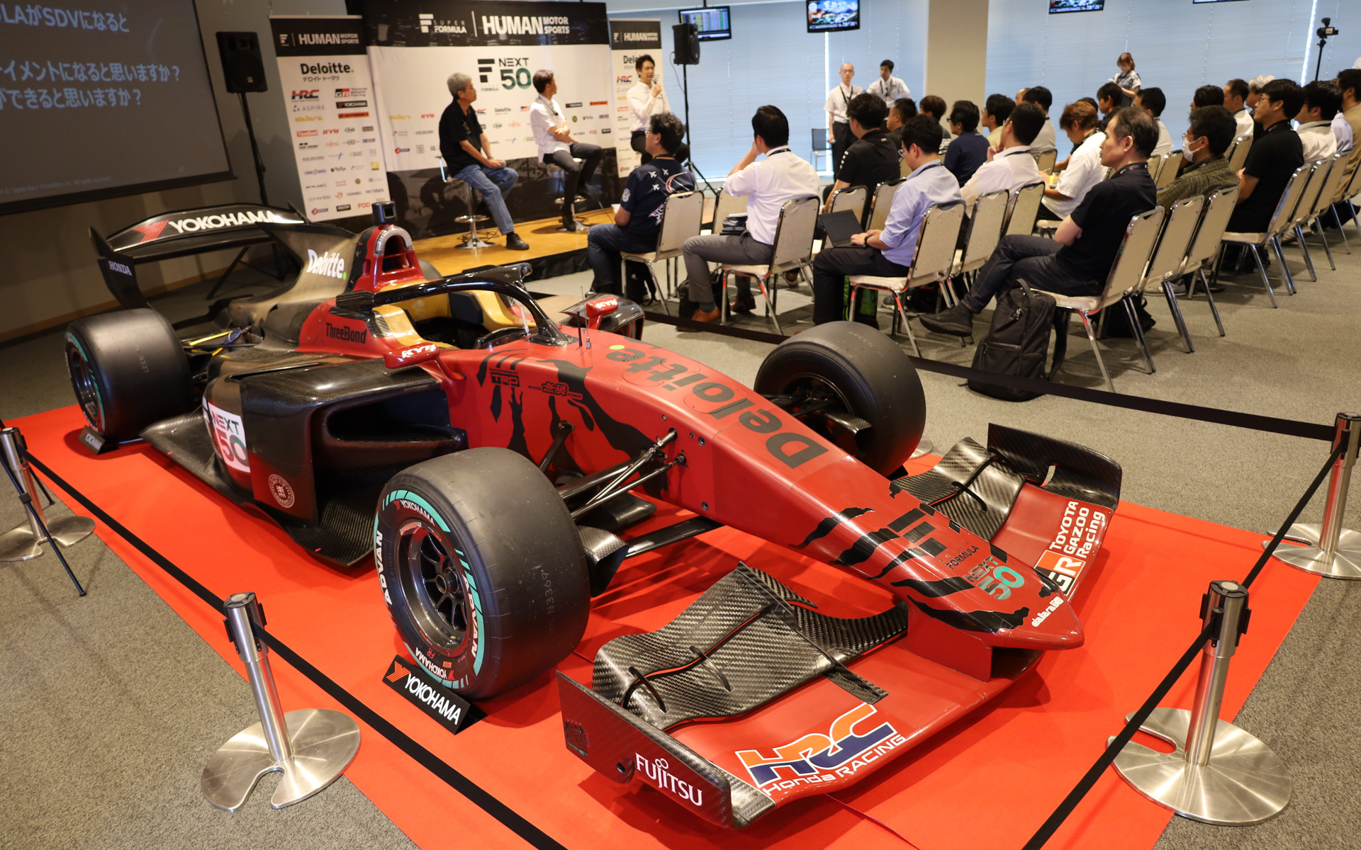 カーボンニュートラル燃料実験車も展示される中で開催された金曜日パートナーデイ